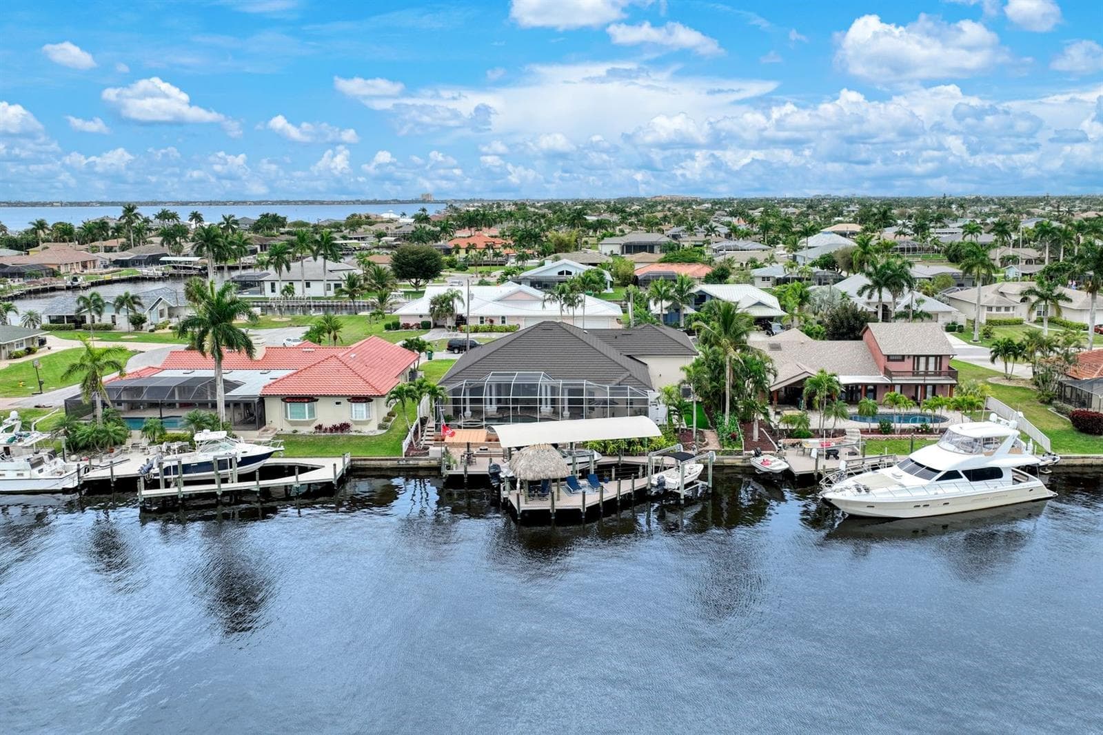 Wide Water Views - 2047 SE 28TH TER, CAPE CORAL