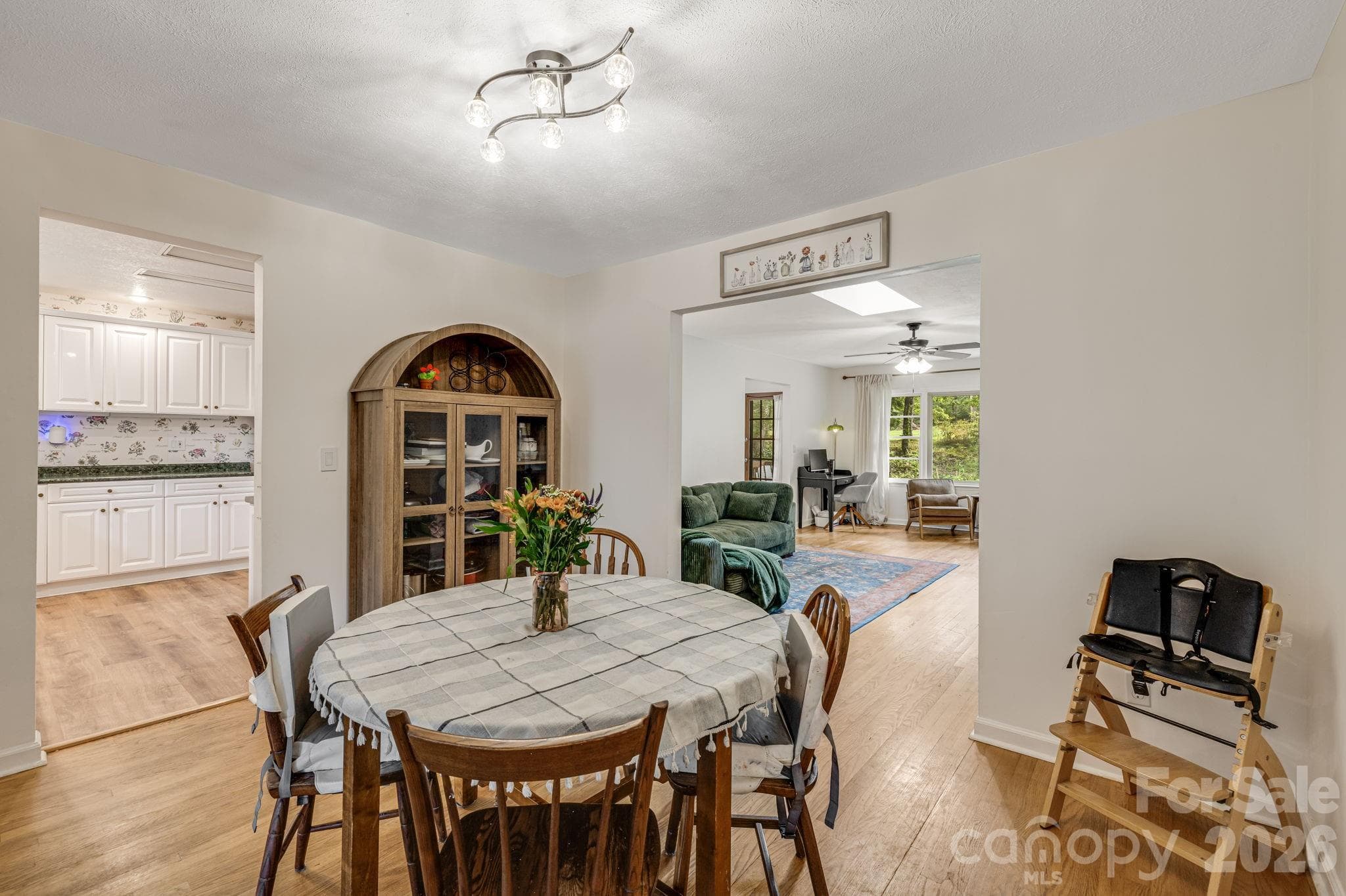 Single Family Residence at 3238 Debbie Drive, Hendersonville, photo 12 of 43