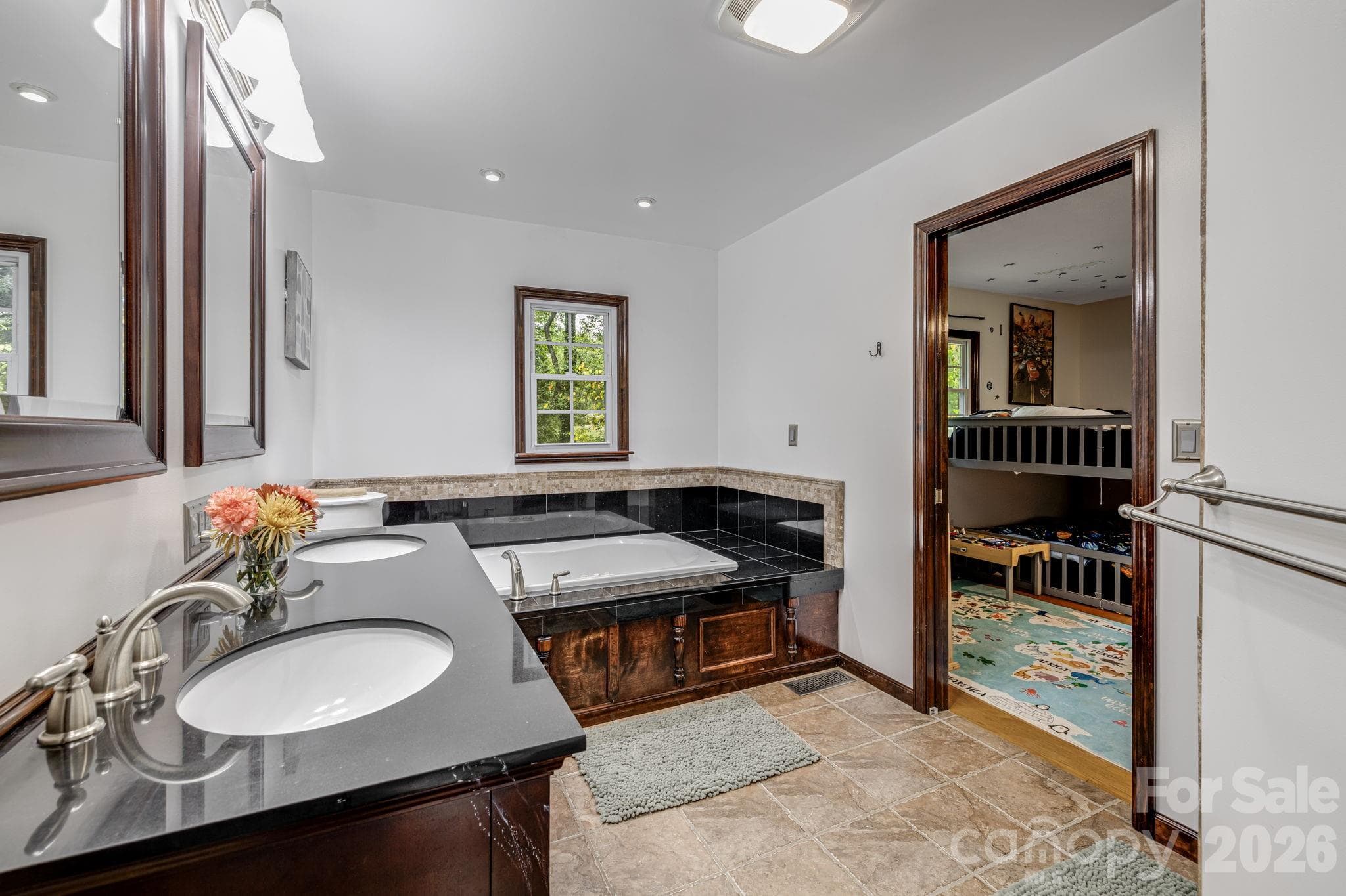 Single Family Residence at 3238 Debbie Drive, Hendersonville, photo 19 of 43