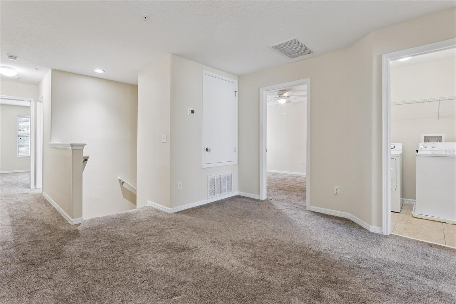 loft and laundry room - 15515 CAMPDEN ST, WINTER GARDEN
