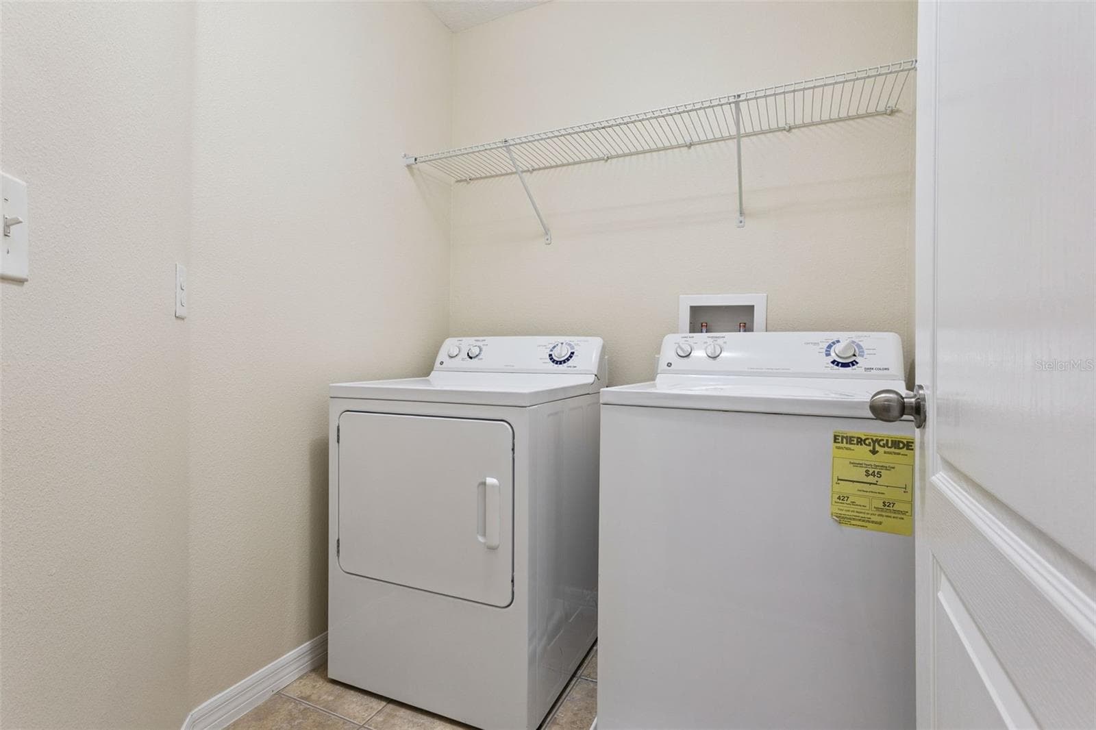 Upstairs Laundry room including washer and dryer - 15515 CAMPDEN ST, WINTER GARDEN