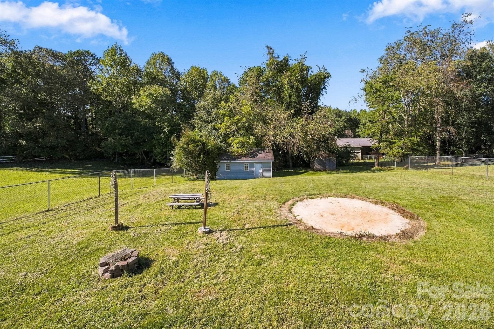 Single Family Residence at 425 Heritage Farm Road, Hickory, photo 21 of 23