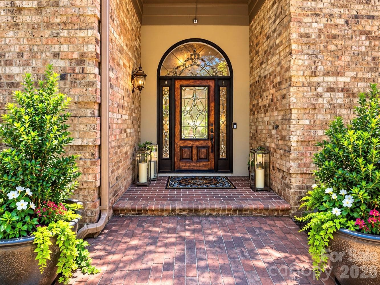 Single Family Residence at 4124 Old Course Drive, Charlotte, photo 3 of 32