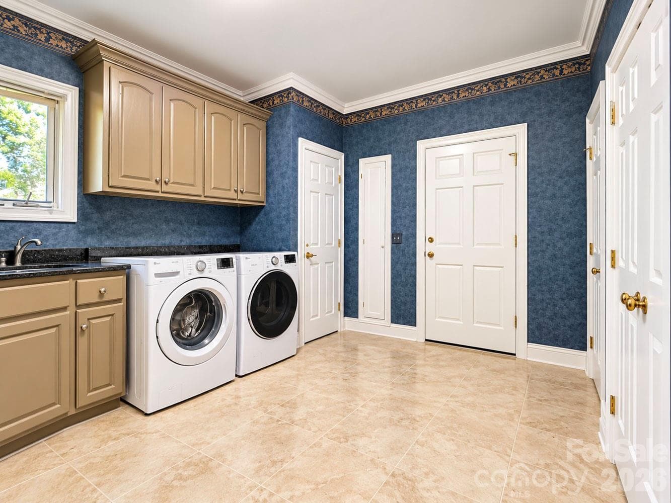 Single Family Residence at 4124 Old Course Drive, Charlotte, photo 16 of 32