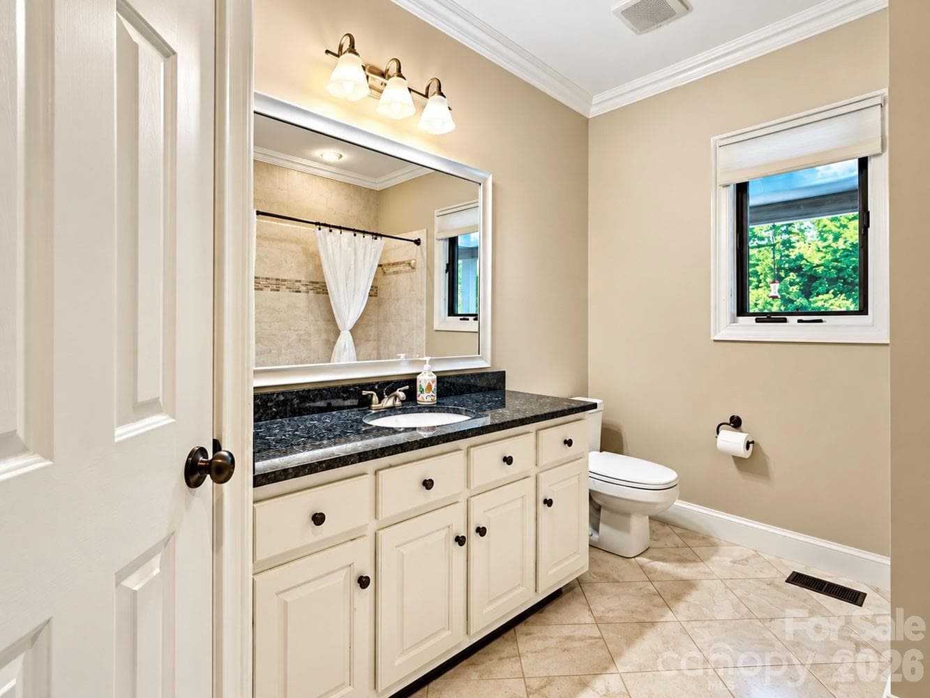 Single Family Residence at 4124 Old Course Drive, Charlotte, photo 23 of 32