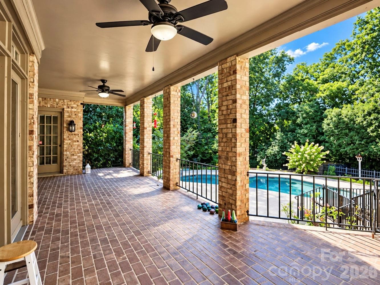 Single Family Residence at 4124 Old Course Drive, Charlotte, photo 28 of 32