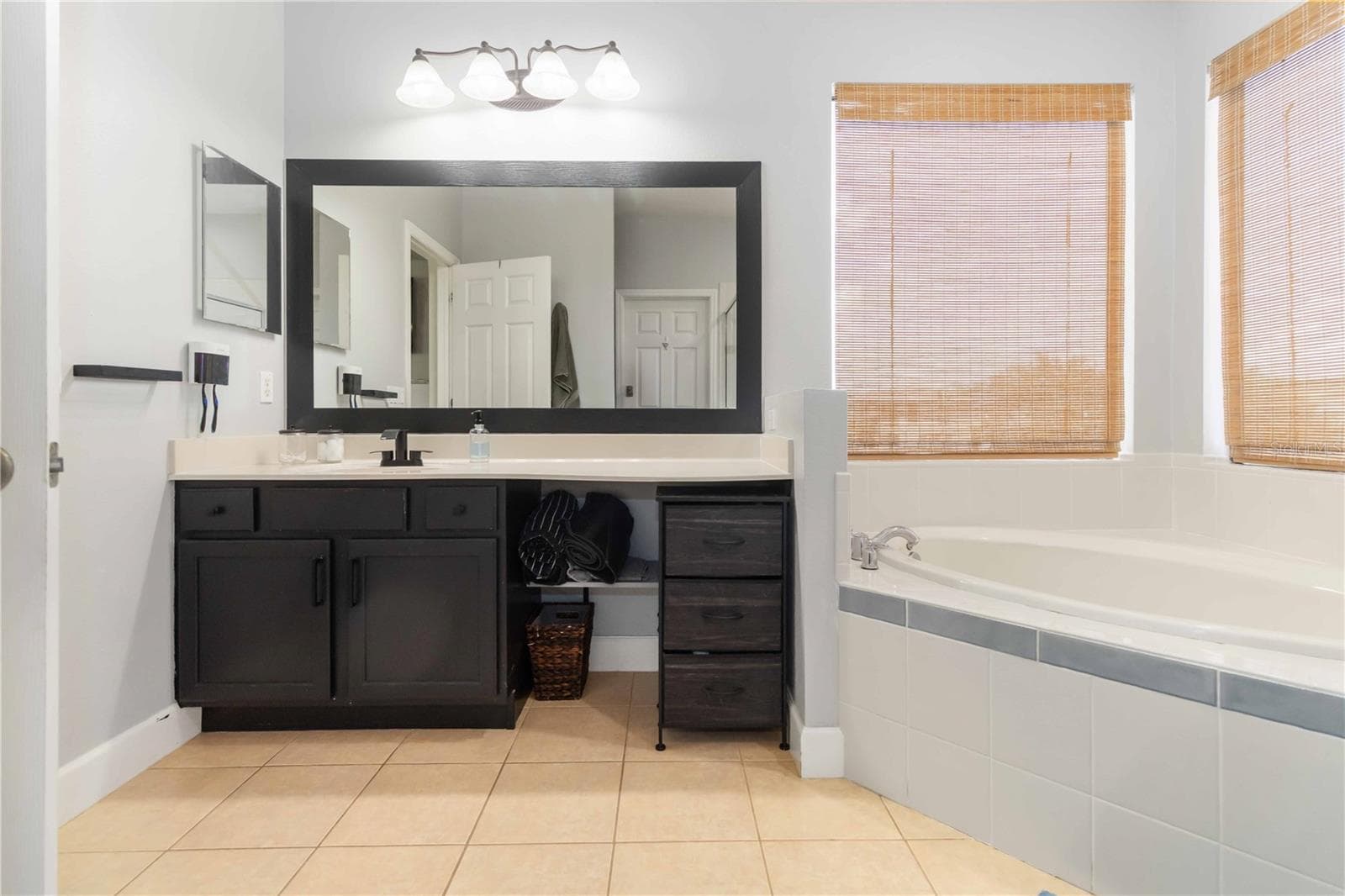 Single Family Residence at 3053 GLENRIDGE CIR, MERRITT ISLAND, photo 16 of 28