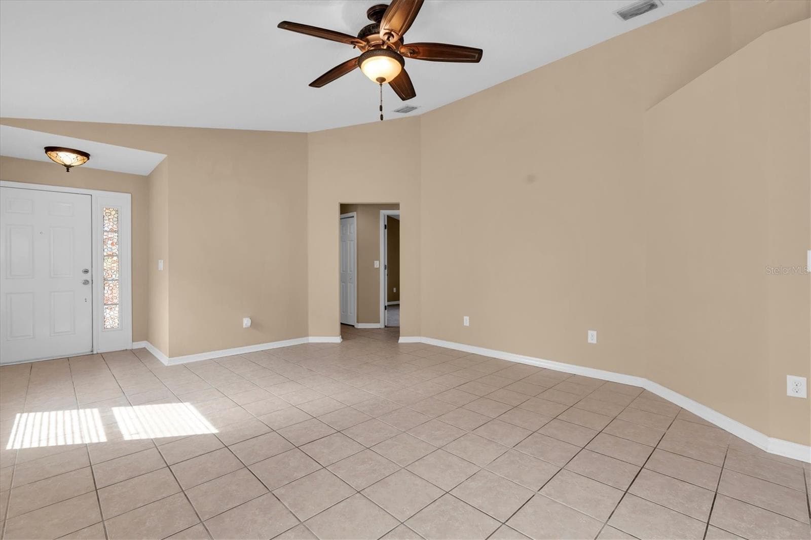 Single Family Residence at 10314 GREYSTONE RIDGE CT, RIVERVIEW, photo 12 of 40