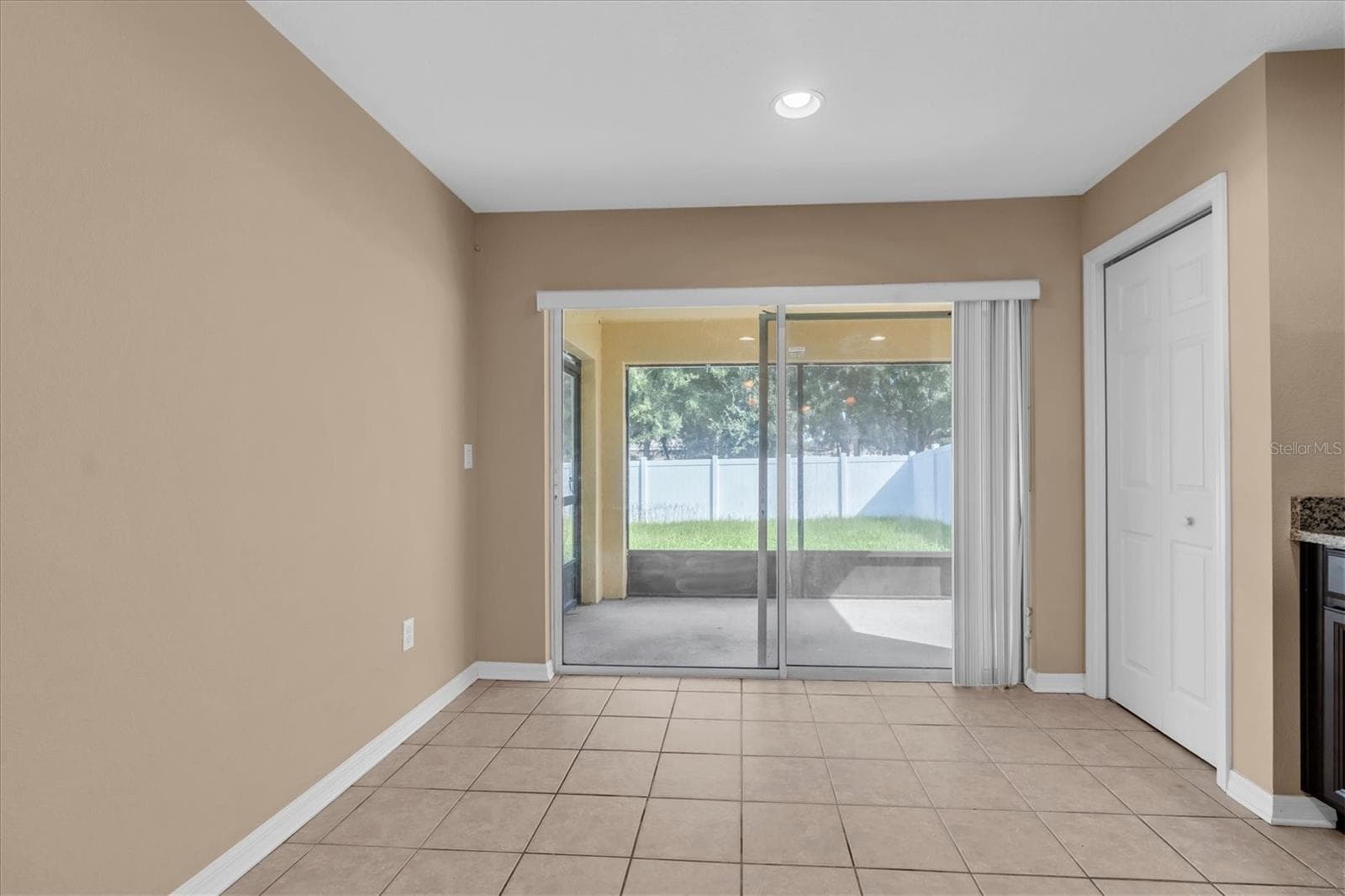 Single Family Residence at 10314 GREYSTONE RIDGE CT, RIVERVIEW, photo 18 of 40