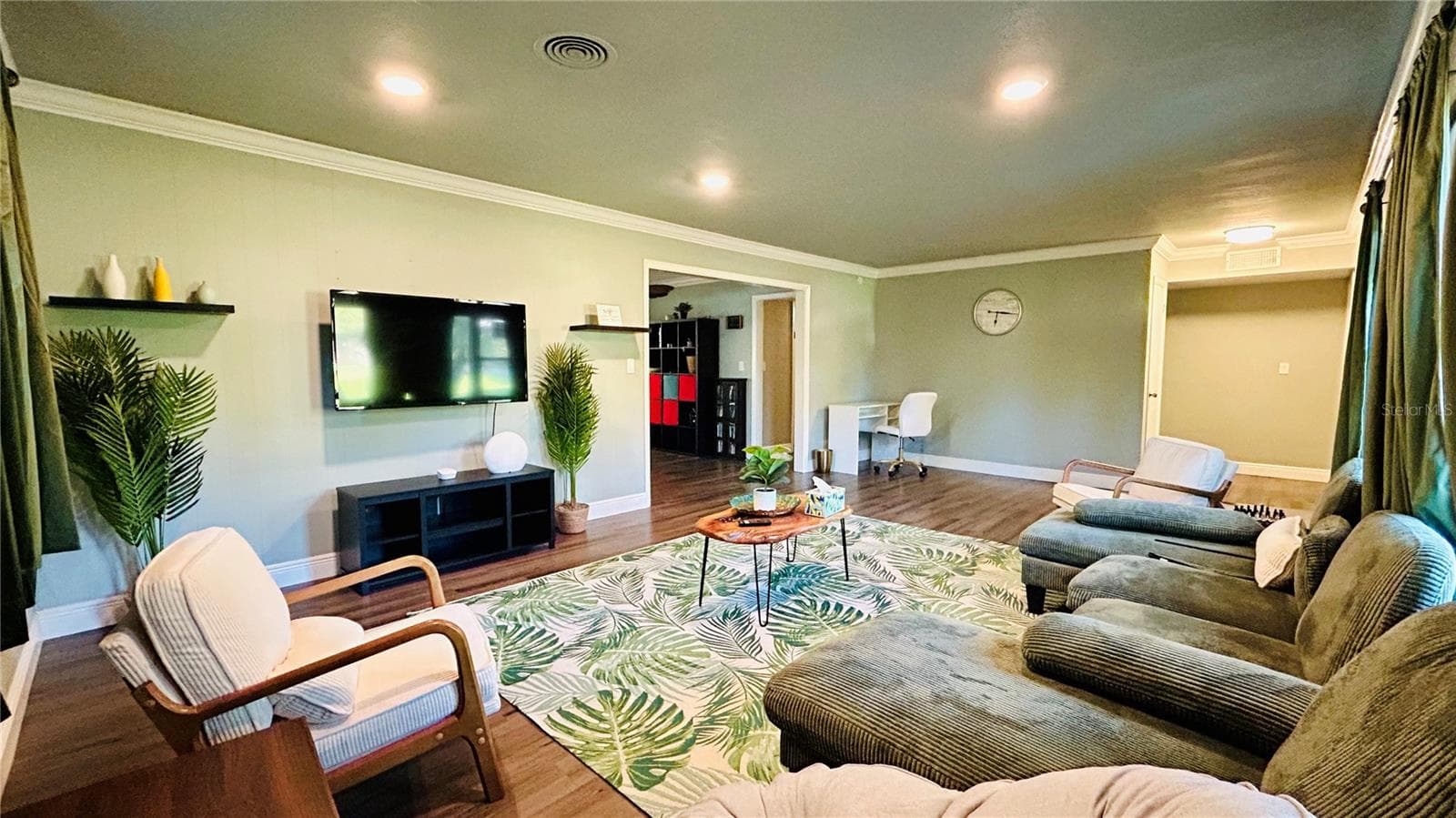 Single Family Residence at 302 FOREST AVE, ALTAMONTE SPRINGS, photo 8 of 59
