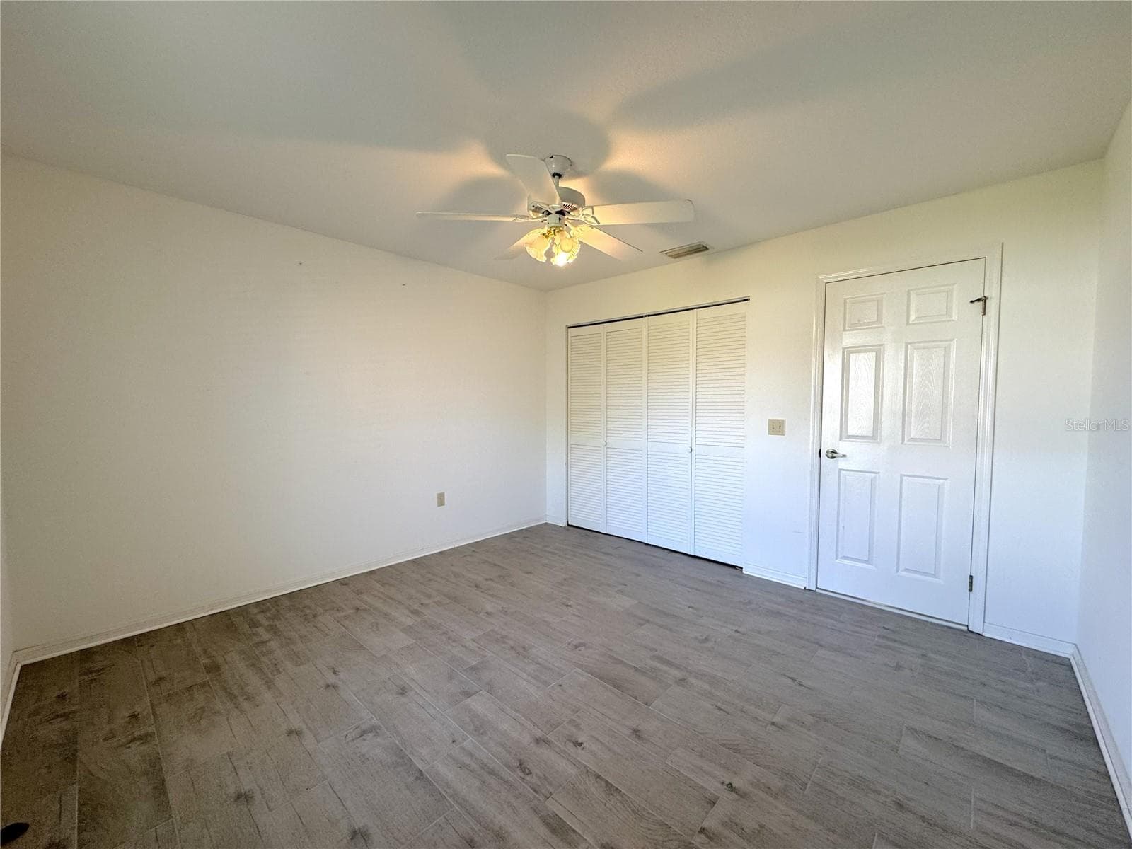 Single Family Residence at 4394 N BACALL LOOP, BEVERLY HILLS, photo 8 of 25