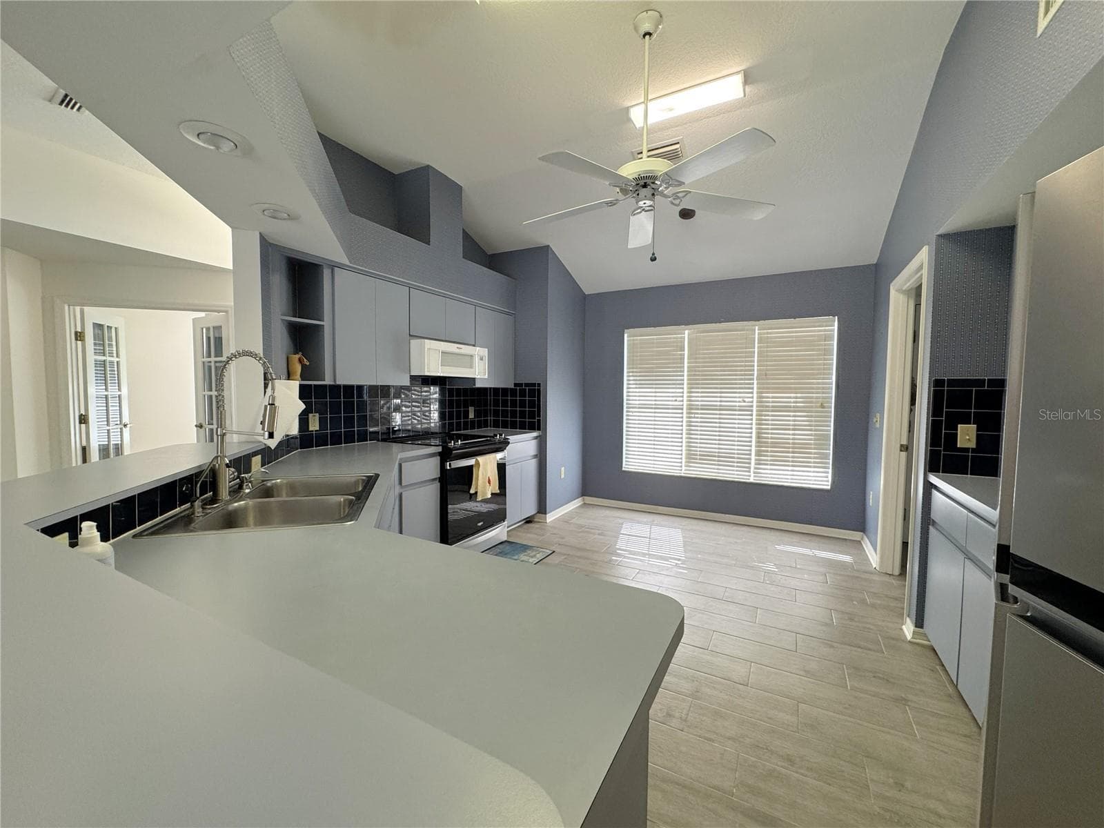 Single Family Residence at 4394 N BACALL LOOP, BEVERLY HILLS, photo 11 of 25