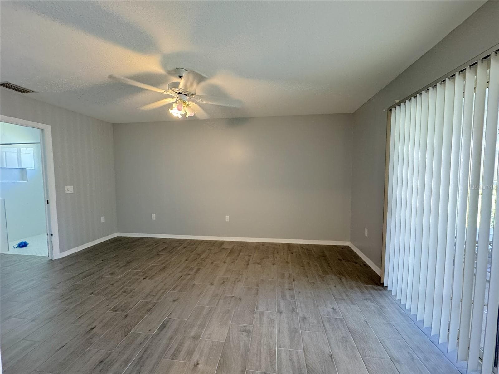 Single Family Residence at 4394 N BACALL LOOP, BEVERLY HILLS, photo 19 of 25