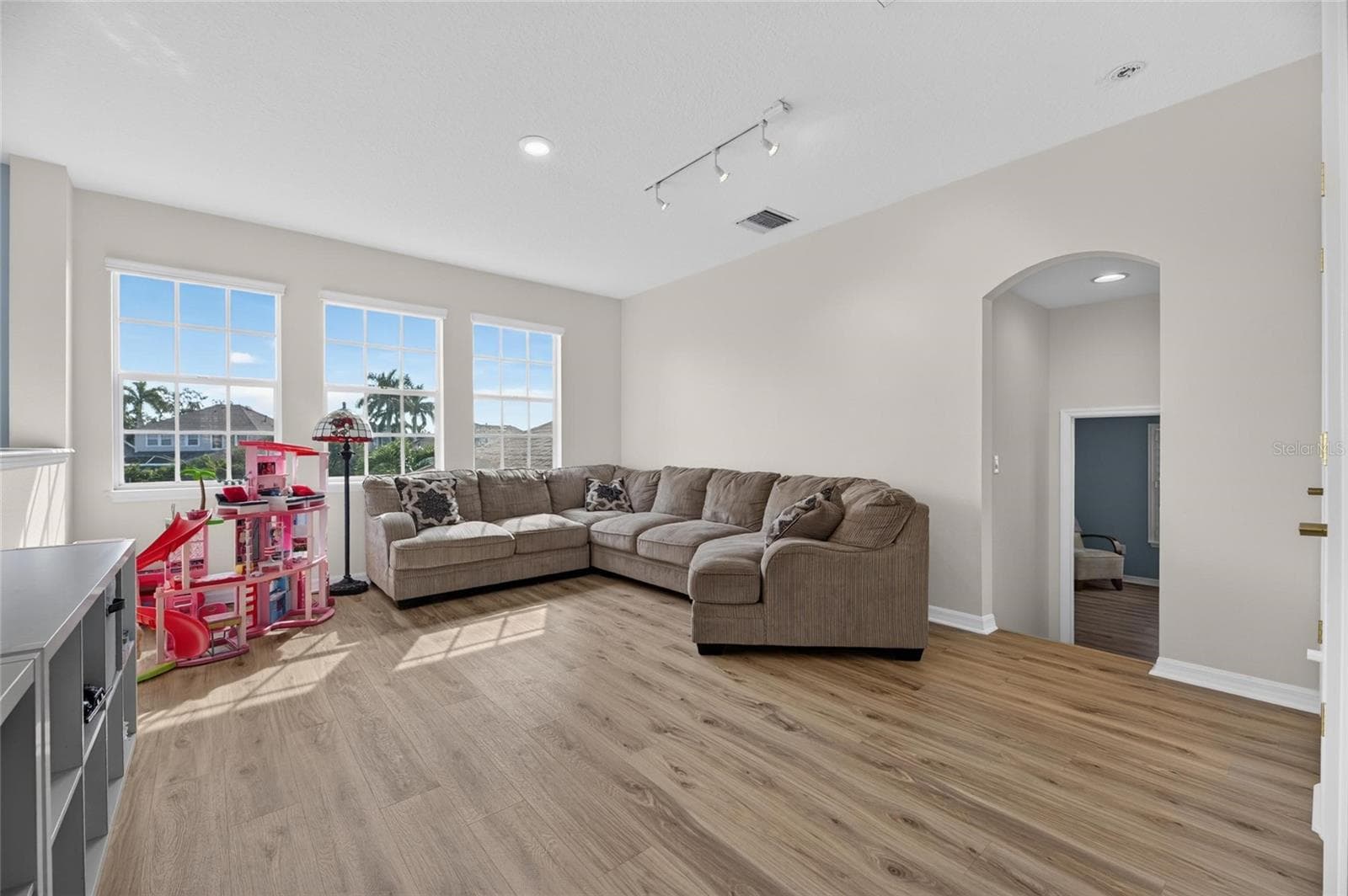 Single Family Residence at 421 ISLEBAY DR, APOLLO BEACH, photo 57 of 100