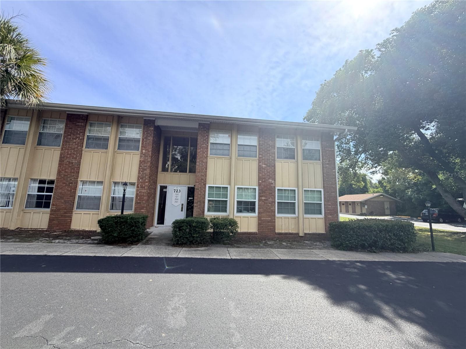 723 PERKINS ST #200
