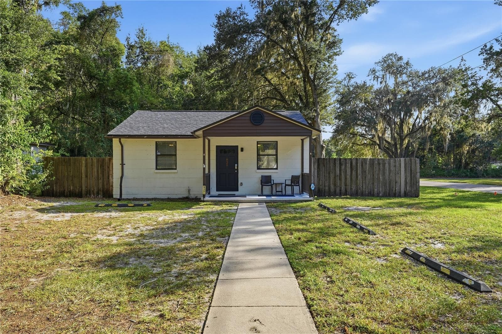 825 NW 19TH AVE