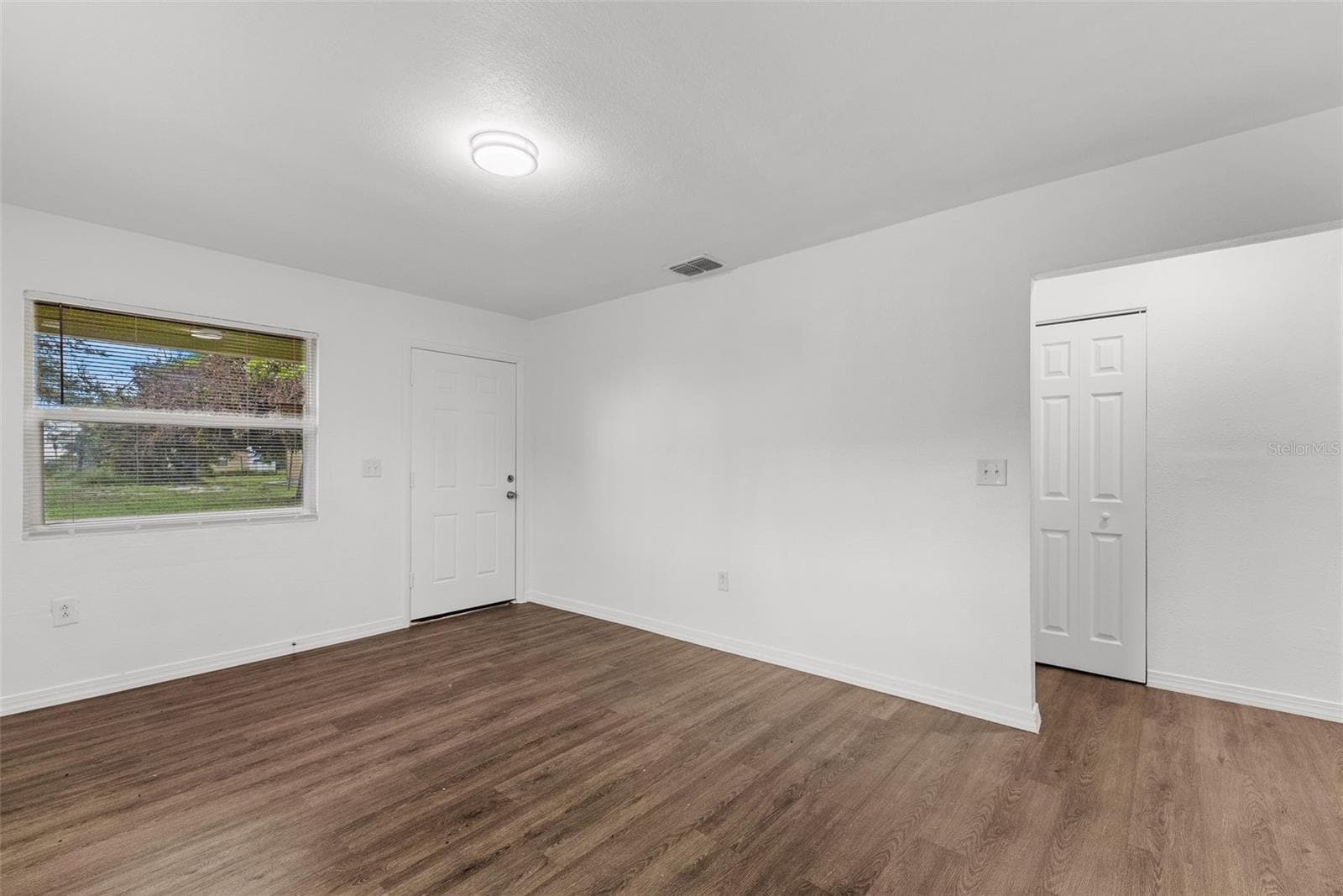 Single Family Residence at 825 BOOKER AVE, SEBRING, photo 6 of 30