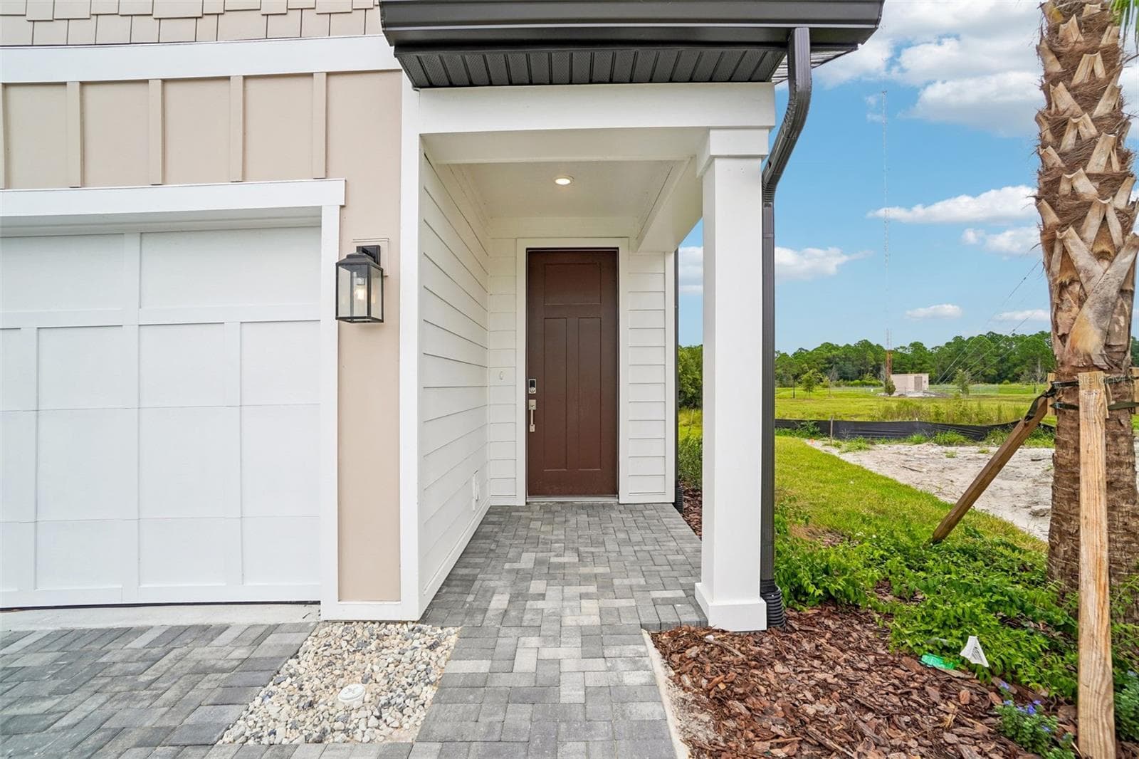Townhouse at 7542 DEER VALLEY CIRCLE, TAMPA, photo 4 of 42