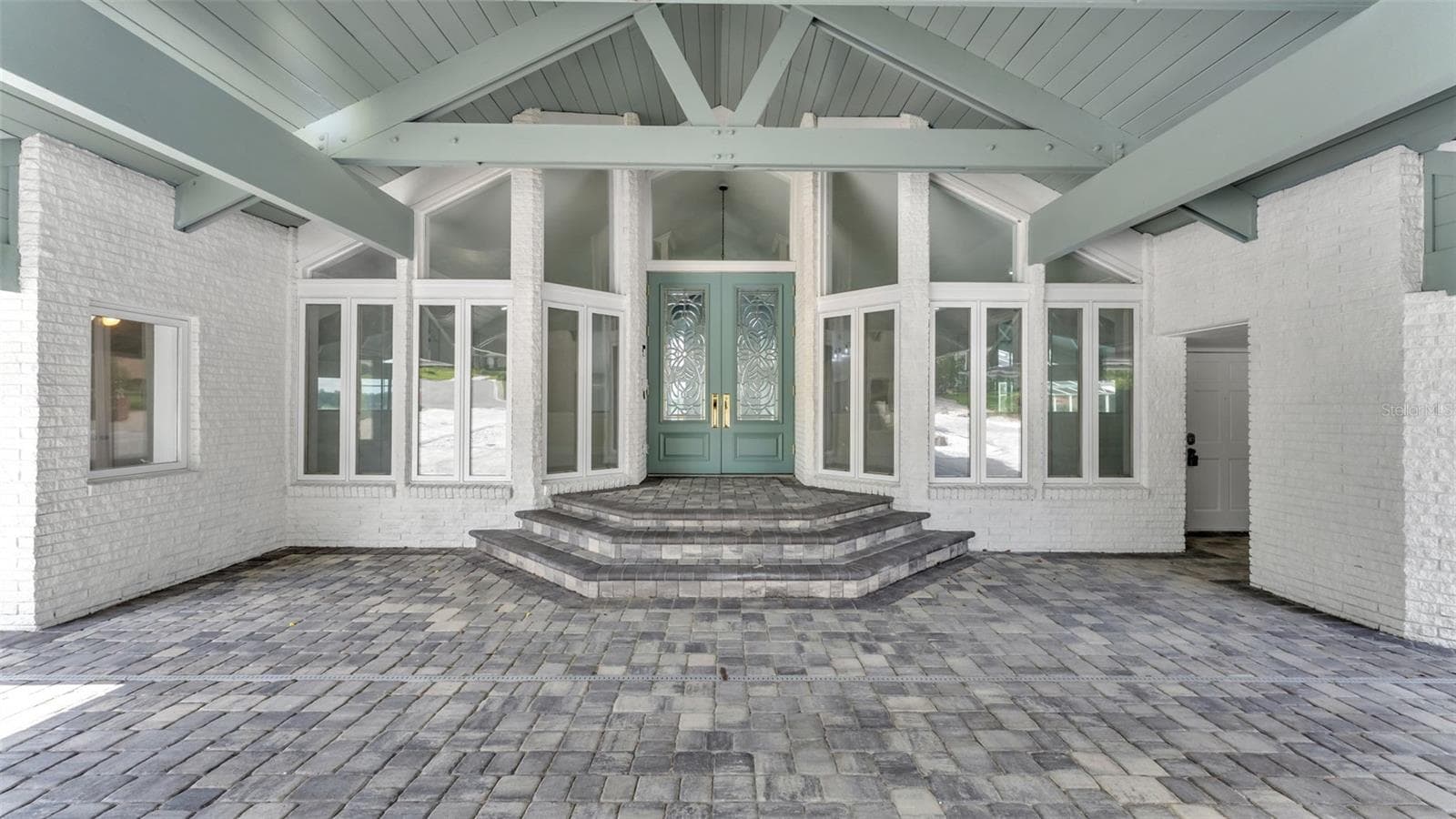 Front Door Entryway - 5934 PIER PLACE DR, LAKELAND