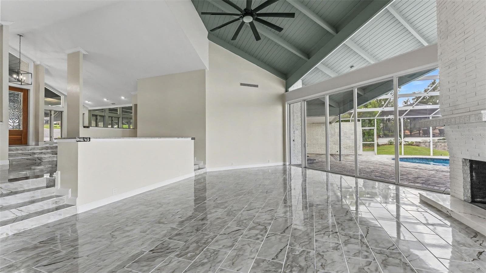 Main Family Room - 5934 PIER PLACE DR, LAKELAND