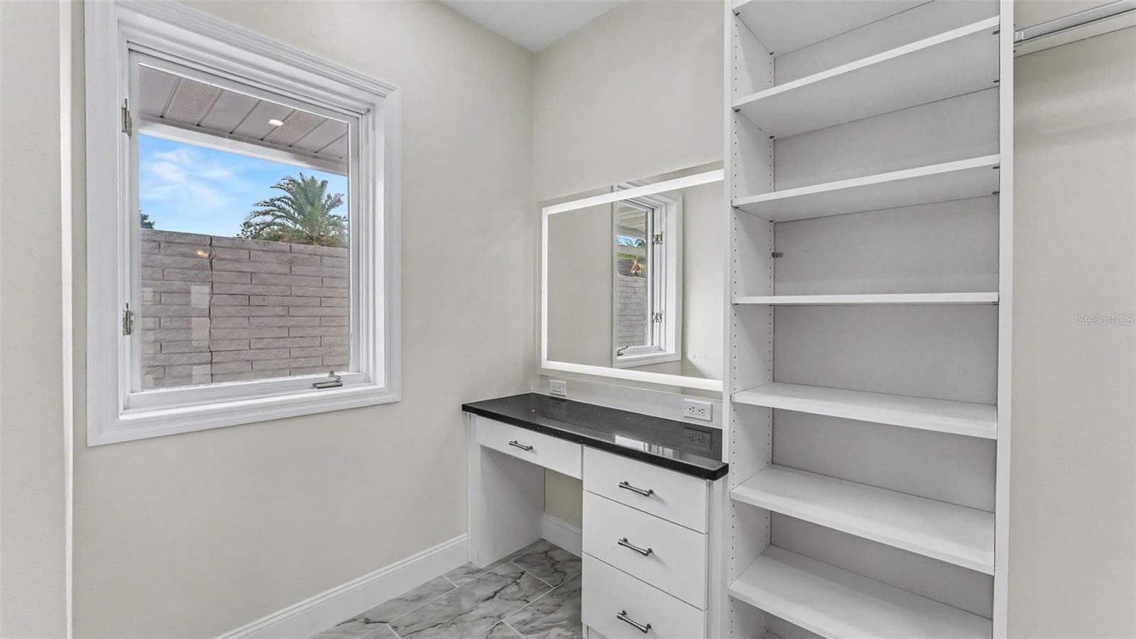 Primary Bedroom Custom Closet - 5934 PIER PLACE DR, LAKELAND