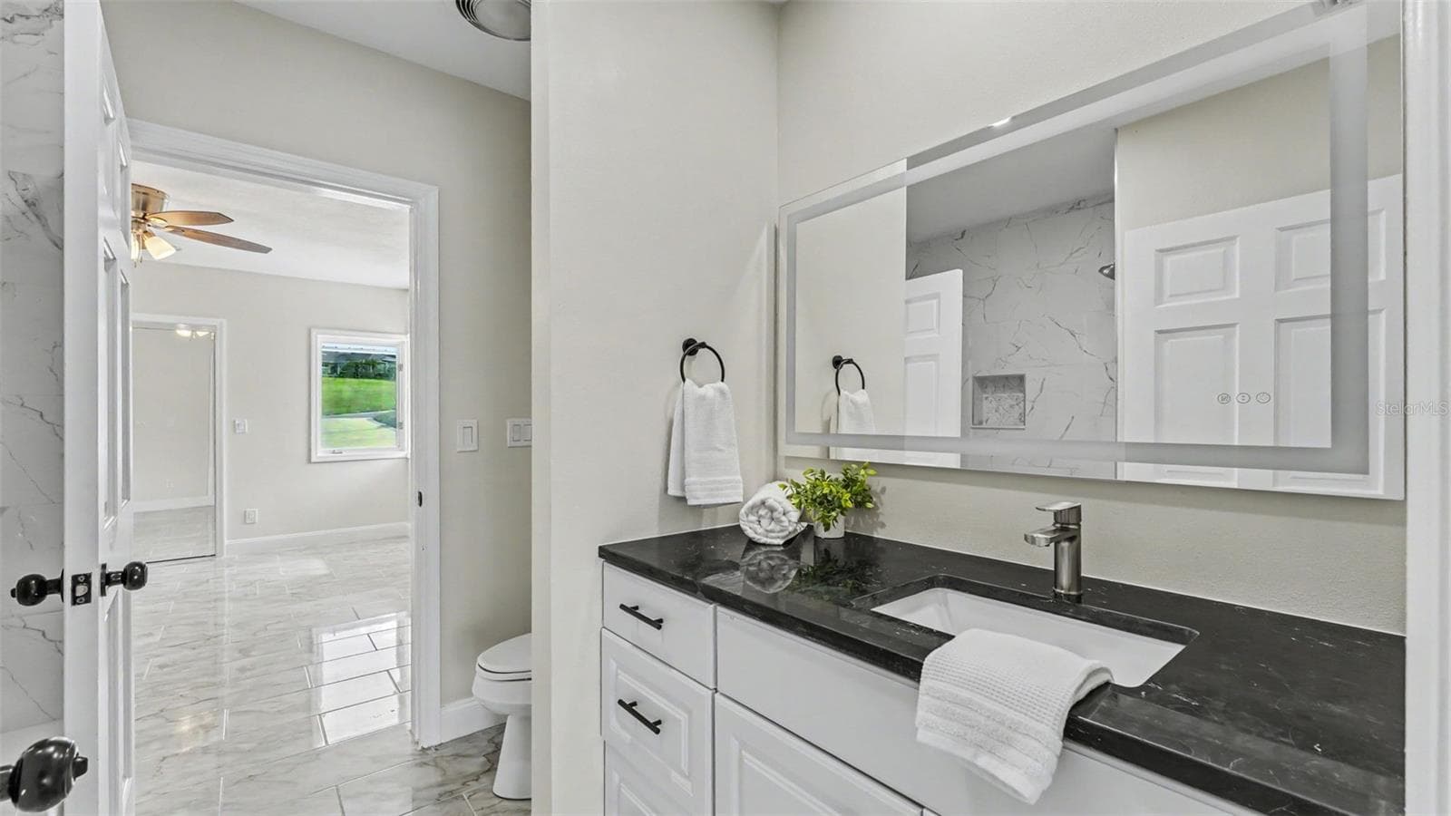 Jack and Jill Bathroom #3 - 5934 PIER PLACE DR, LAKELAND