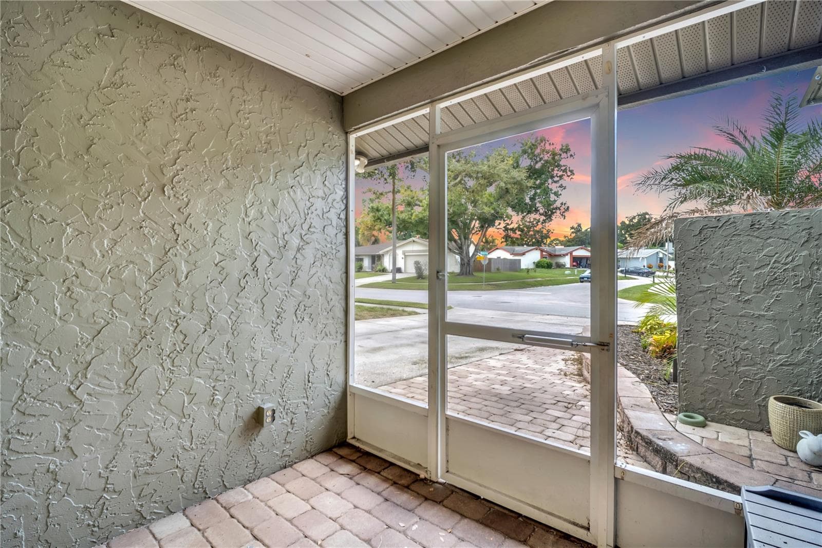 Single Family Residence at 3992 ORCHARD HILL CIR, PALM HARBOR, photo 10 of 87