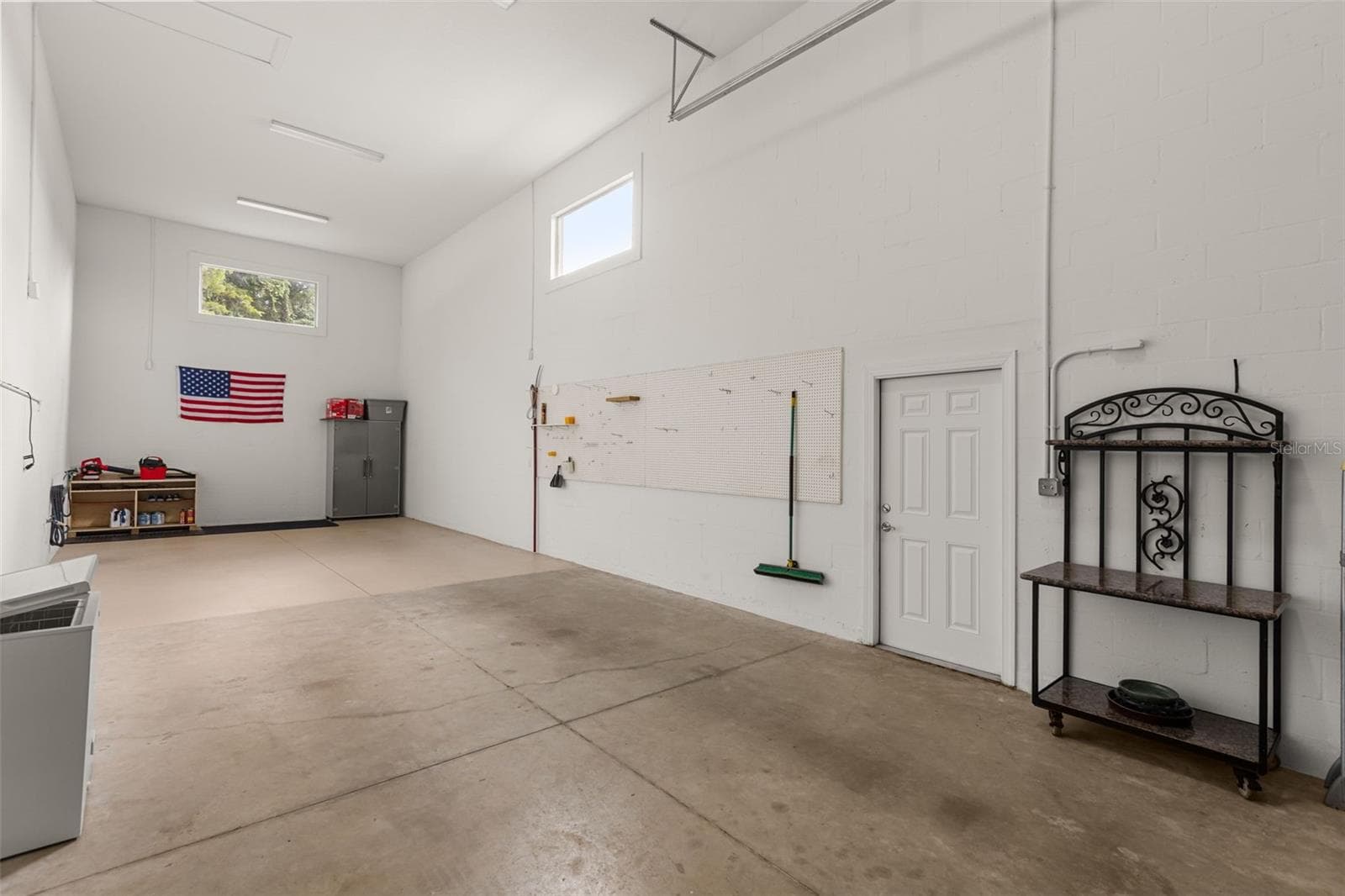 Oversized RV Garage with High Ceilings - 4711 HERITAGE TRL, LEESBURG