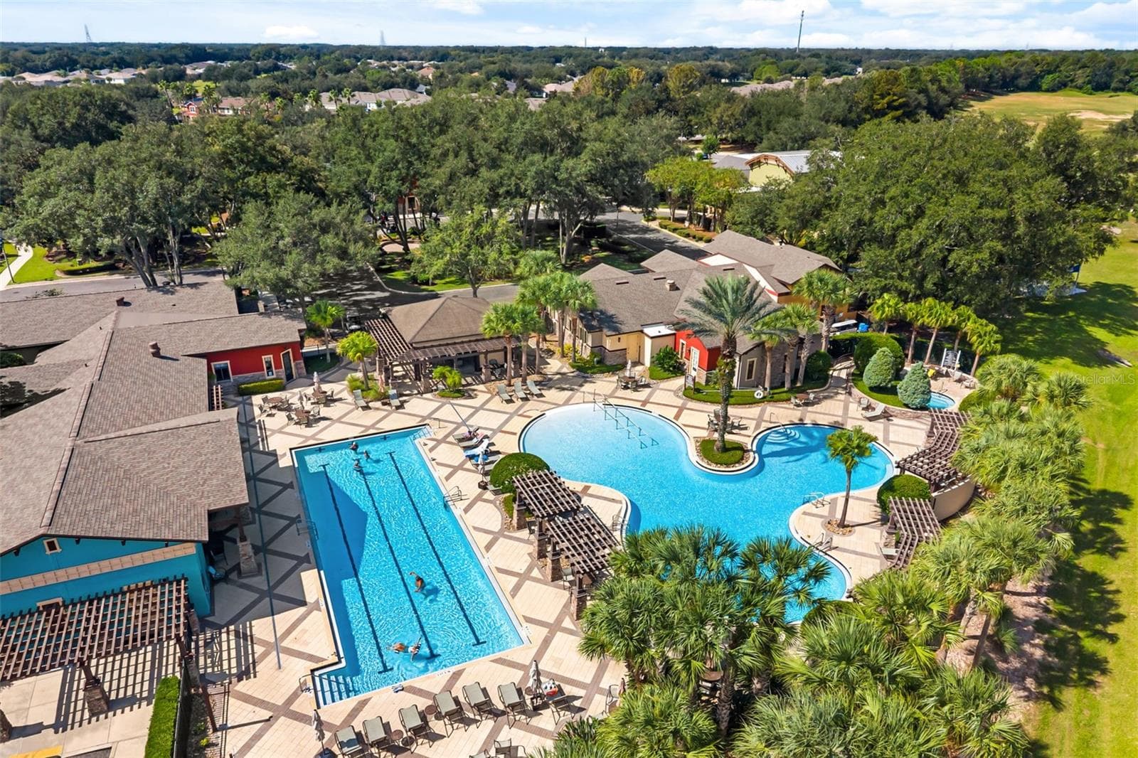 Arlington Ridge Resort-Style Community Pool and Lap Pool - 4711 HERITAGE TRL, LEESBURG