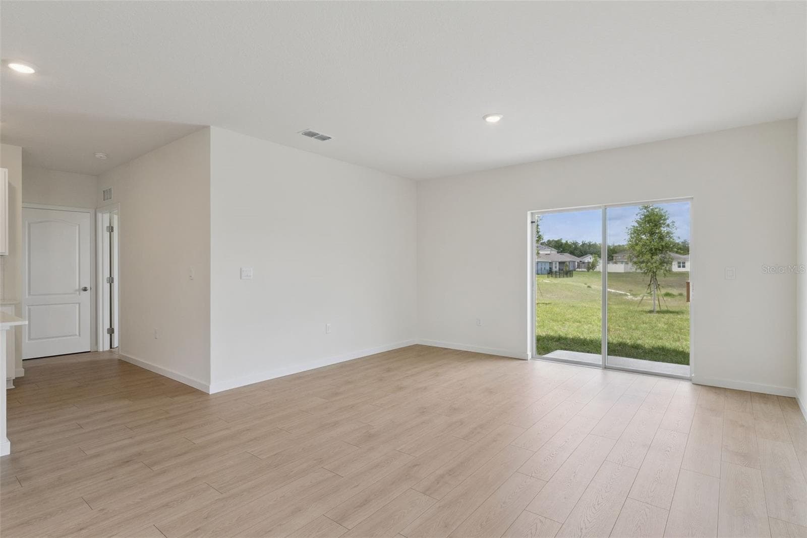 Single Family Residence at 3104 HOUSE FINCH RD, ST CLOUD, photo 3 of 83