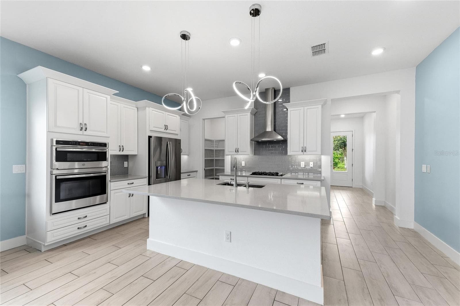 Single Family Residence at 502 16TH AVE E AVE E, PALMETTO, photo 18 of 81