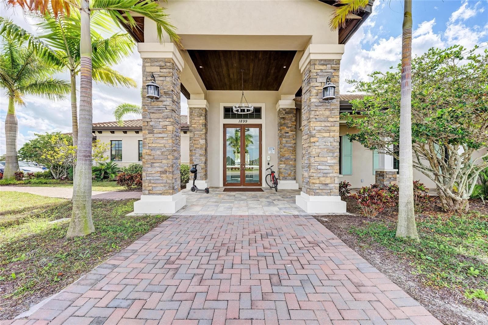 Clubhouse - 502 16TH AVE E AVE E, PALMETTO
