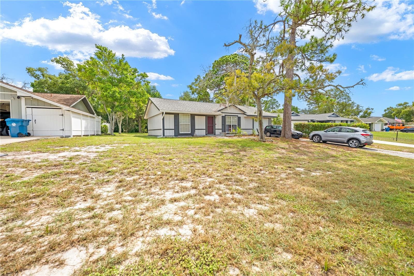 Single Family Residence at 7450 DUNDEE WAY, WEEKI WACHEE, photo 4 of 23
