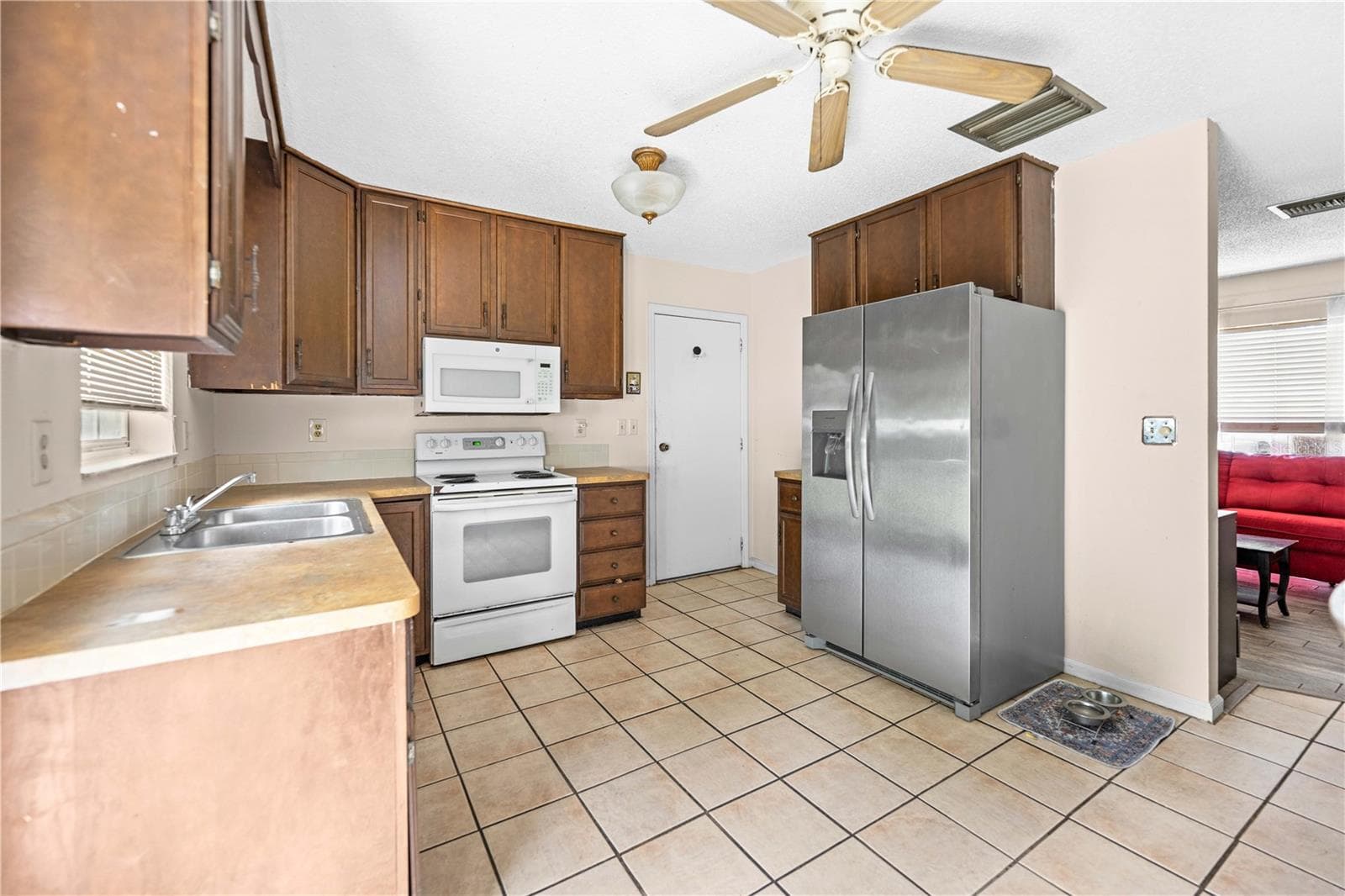 Single Family Residence at 7450 DUNDEE WAY, WEEKI WACHEE, photo 11 of 23