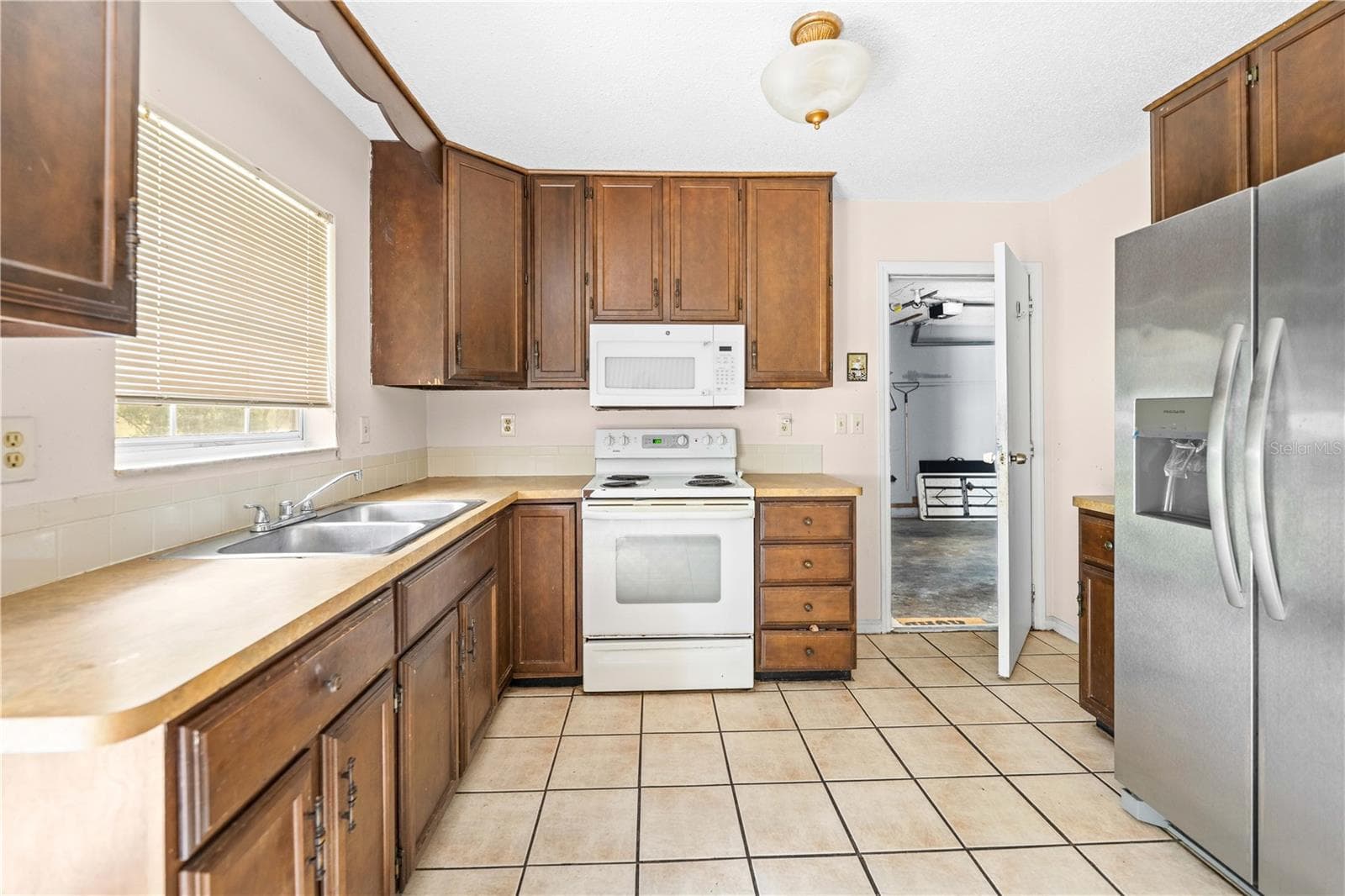 Single Family Residence at 7450 DUNDEE WAY, WEEKI WACHEE, photo 18 of 23
