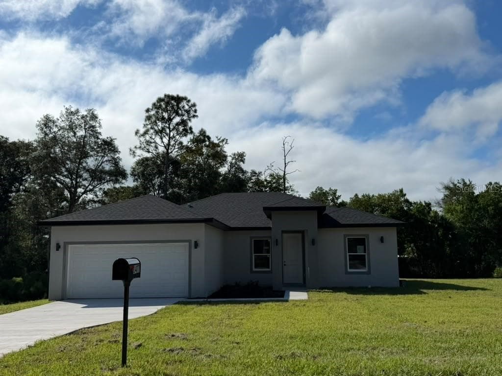 1470 W EVERGREEN DR