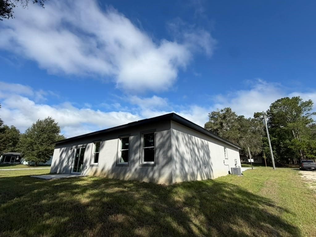 Single Family Residence at 1470 W EVERGREEN DR, CITRUS SPRINGS, photo 11 of 13