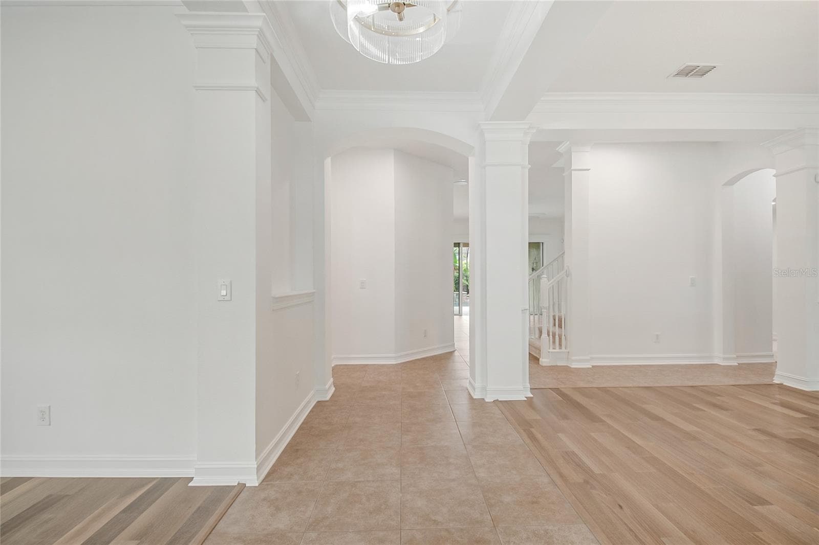 Single Family Residence at 4244 ISLE VISTA AVE, BELLE ISLE, photo 22 of 83