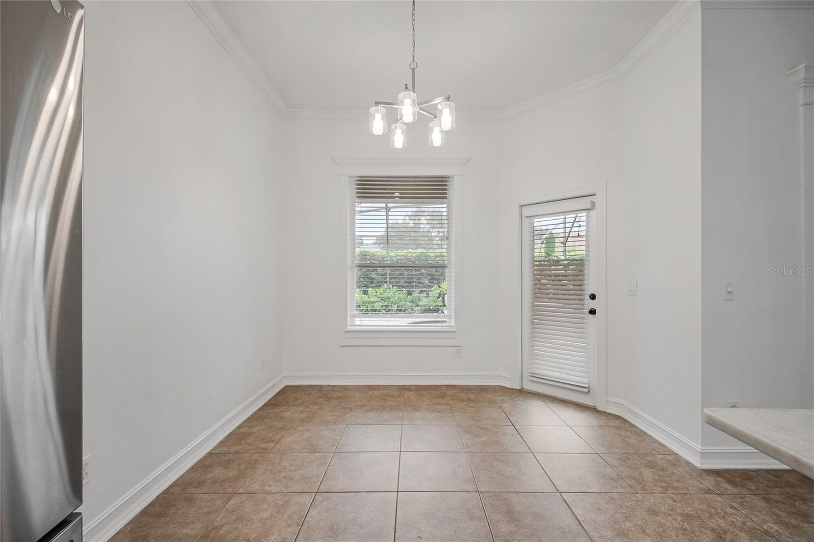 Single Family Residence at 4244 ISLE VISTA AVE, BELLE ISLE, photo 25 of 83