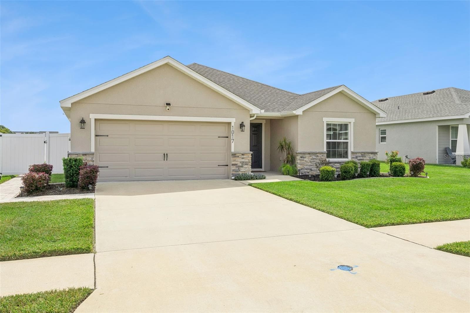 Single Family Residence at 1017 MONTGOMERY LN, POLK CITY, photo 2 of 68