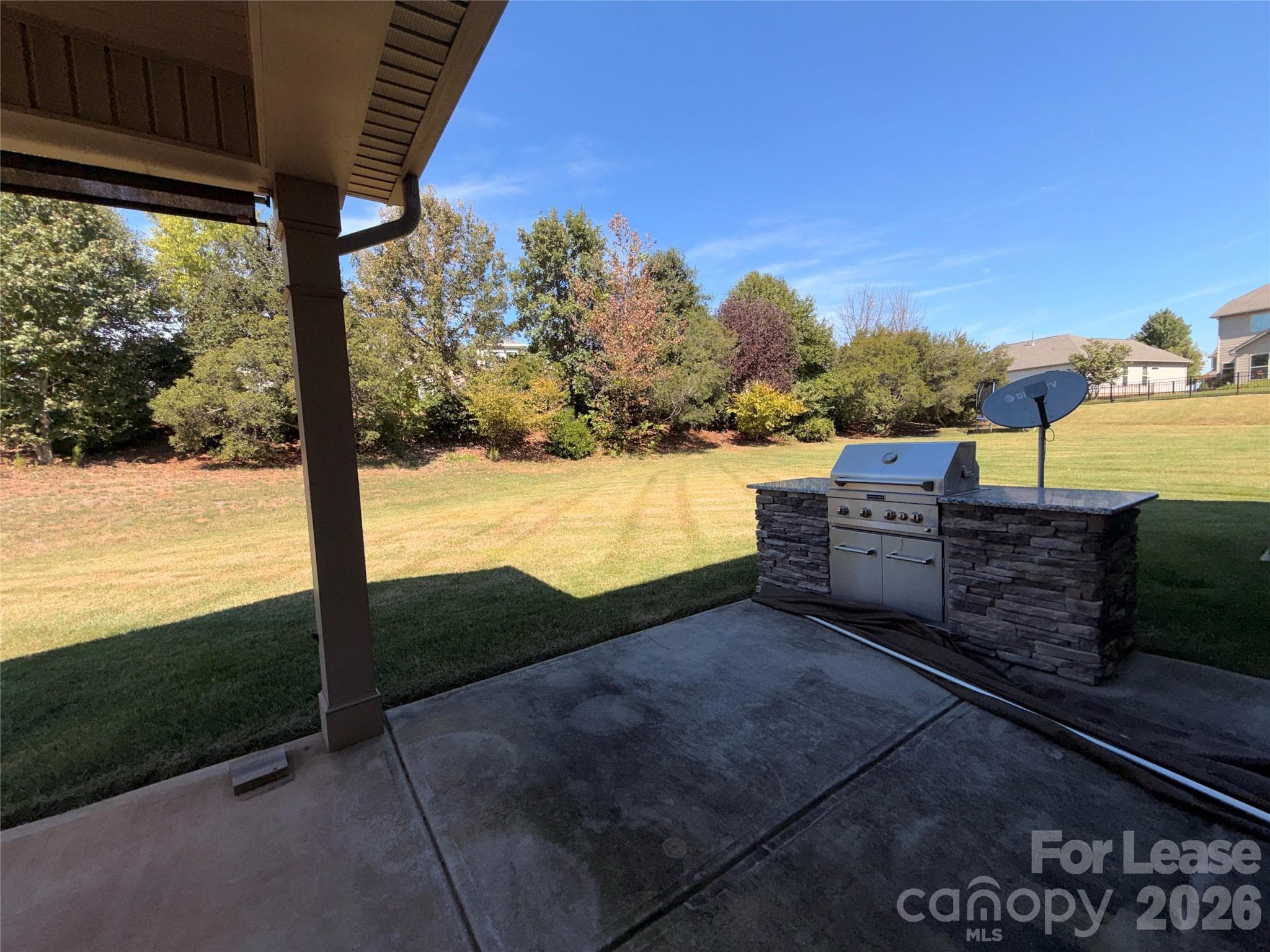Single Family Residence at 2433 Chinkapin Court, Gastonia, photo 3 of 36