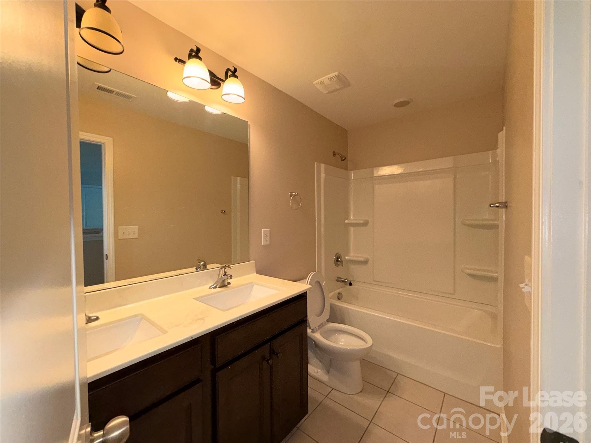 Single Family Residence at 2433 Chinkapin Court, Gastonia, photo 22 of 36