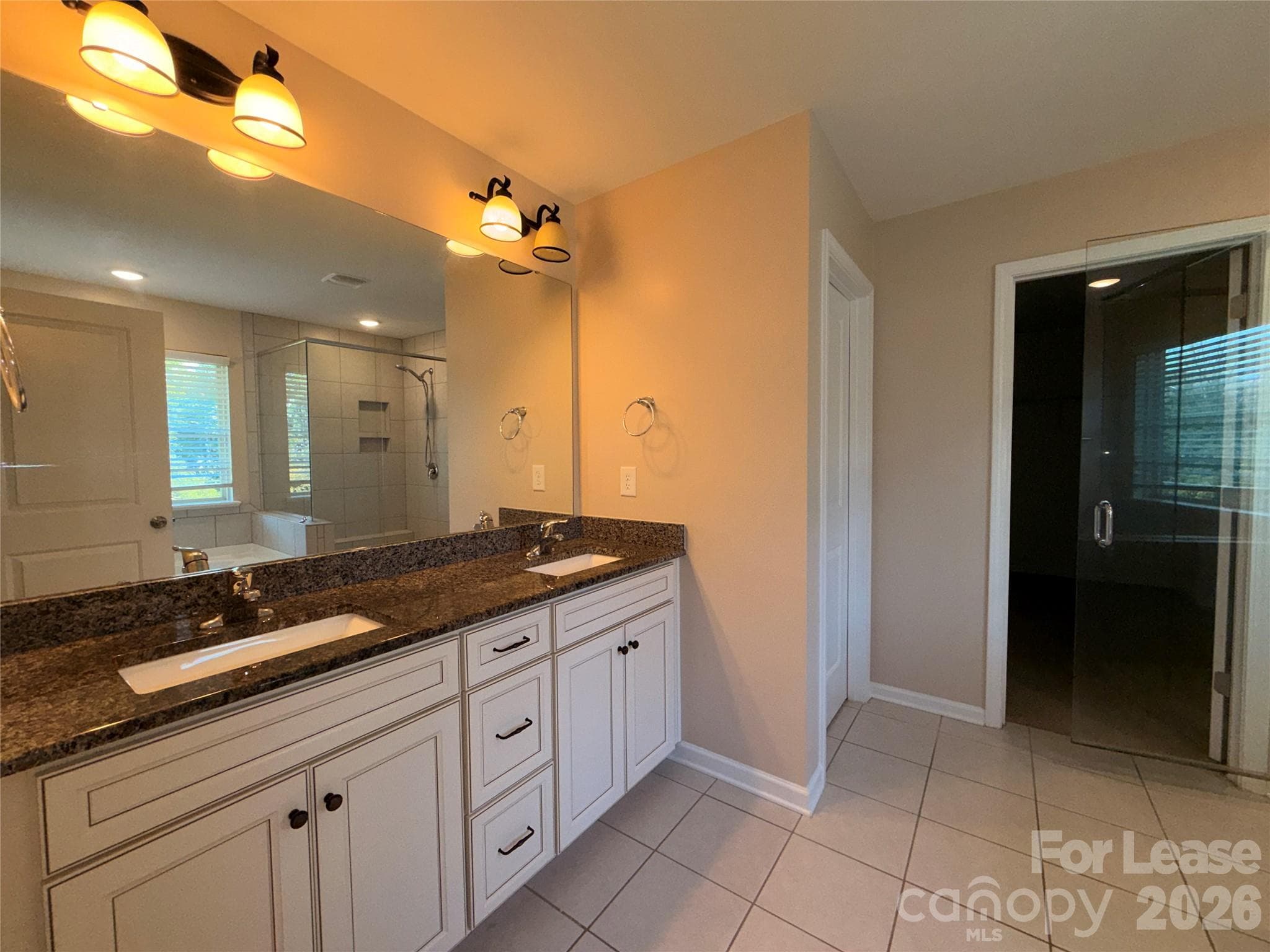 Single Family Residence at 2433 Chinkapin Court, Gastonia, photo 27 of 36