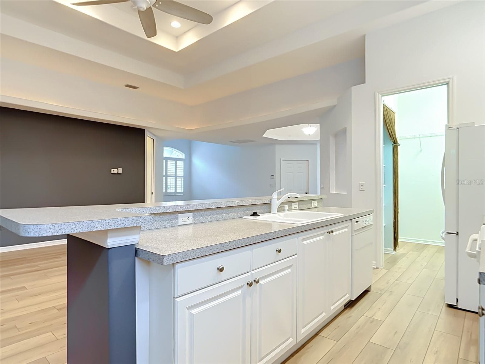 Single Family Residence at 2120 MATTAMY CT, VENICE, photo 13 of 51
