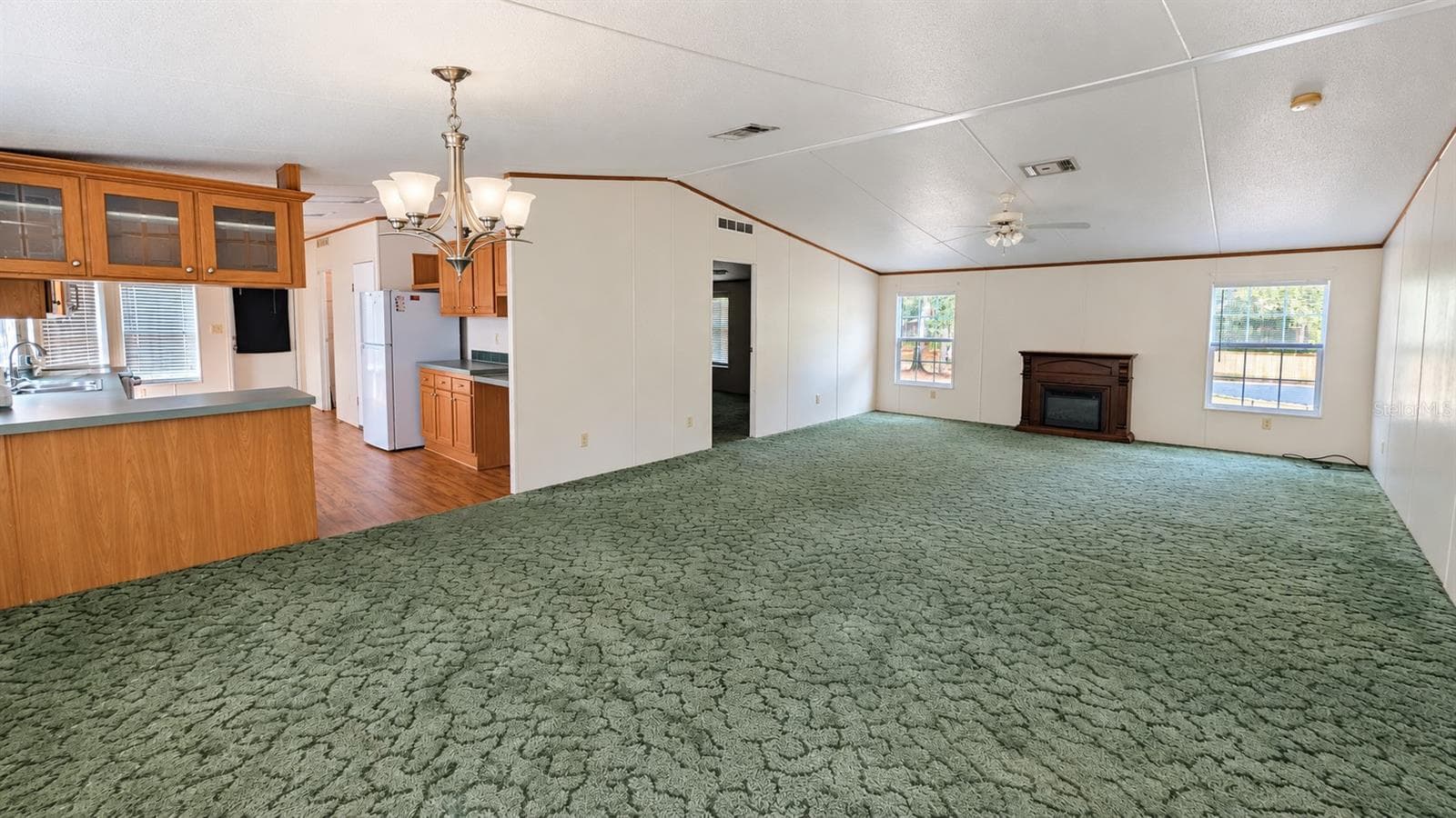 Manufactured Home at 3657 E FLINT LN, INVERNESS, photo 7 of 22