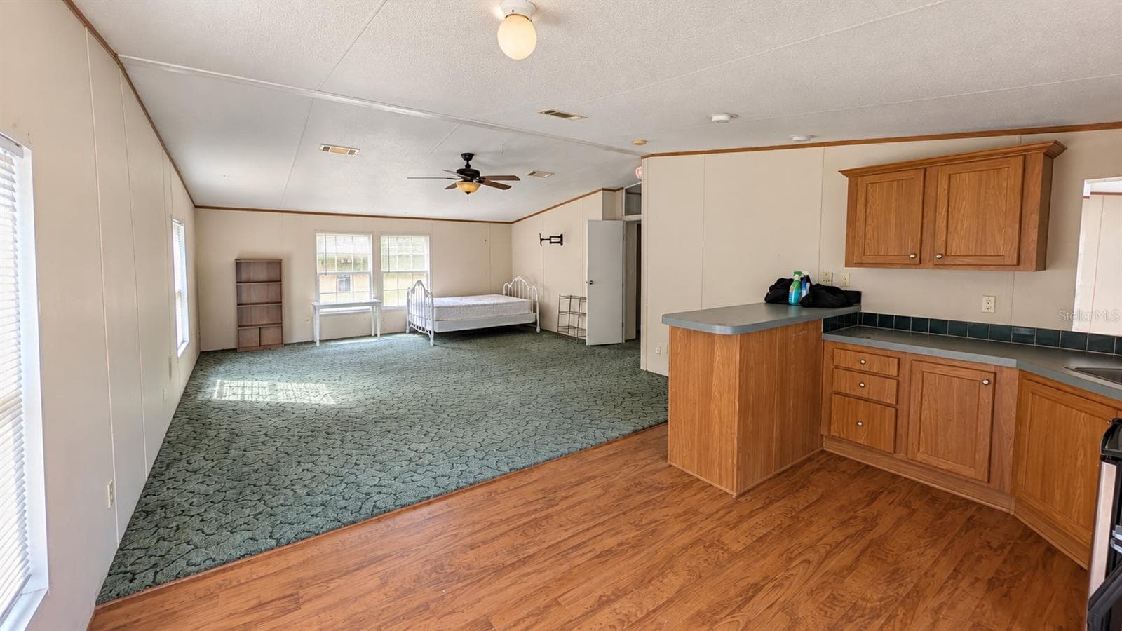 Manufactured Home at 3657 E FLINT LN, INVERNESS, photo 8 of 22