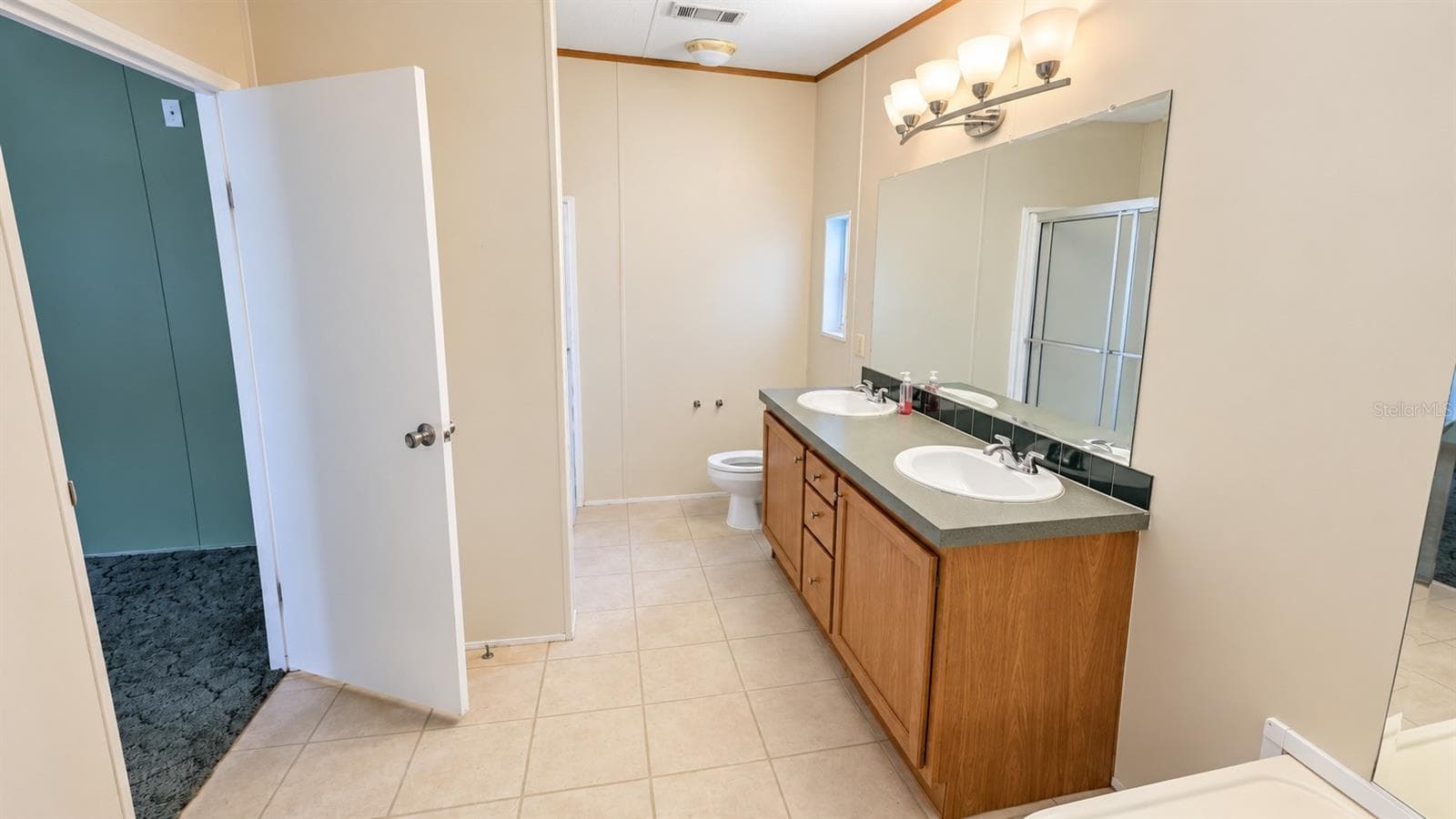 Manufactured Home at 3657 E FLINT LN, INVERNESS, photo 13 of 22