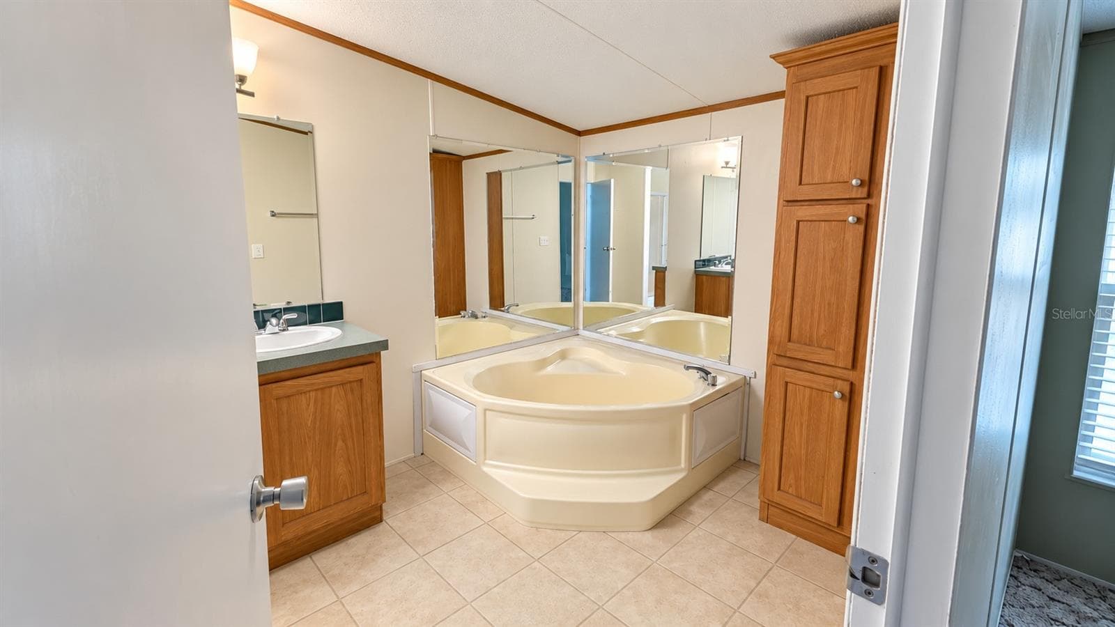Manufactured Home at 3657 E FLINT LN, INVERNESS, photo 17 of 22