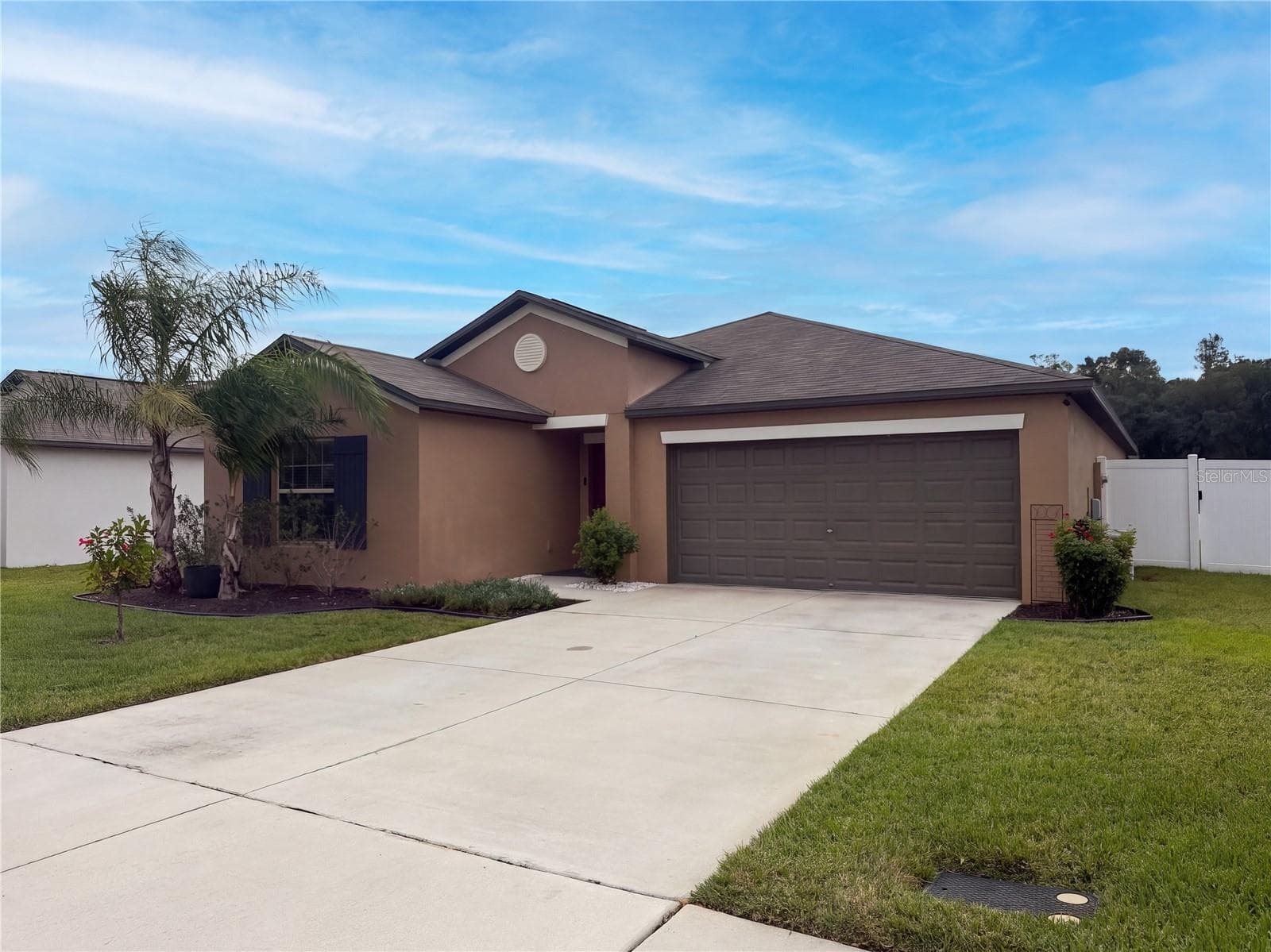 Single Family Residence at 39938 HARMON GROVE CT, ZEPHYRHILLS, photo 3 of 37