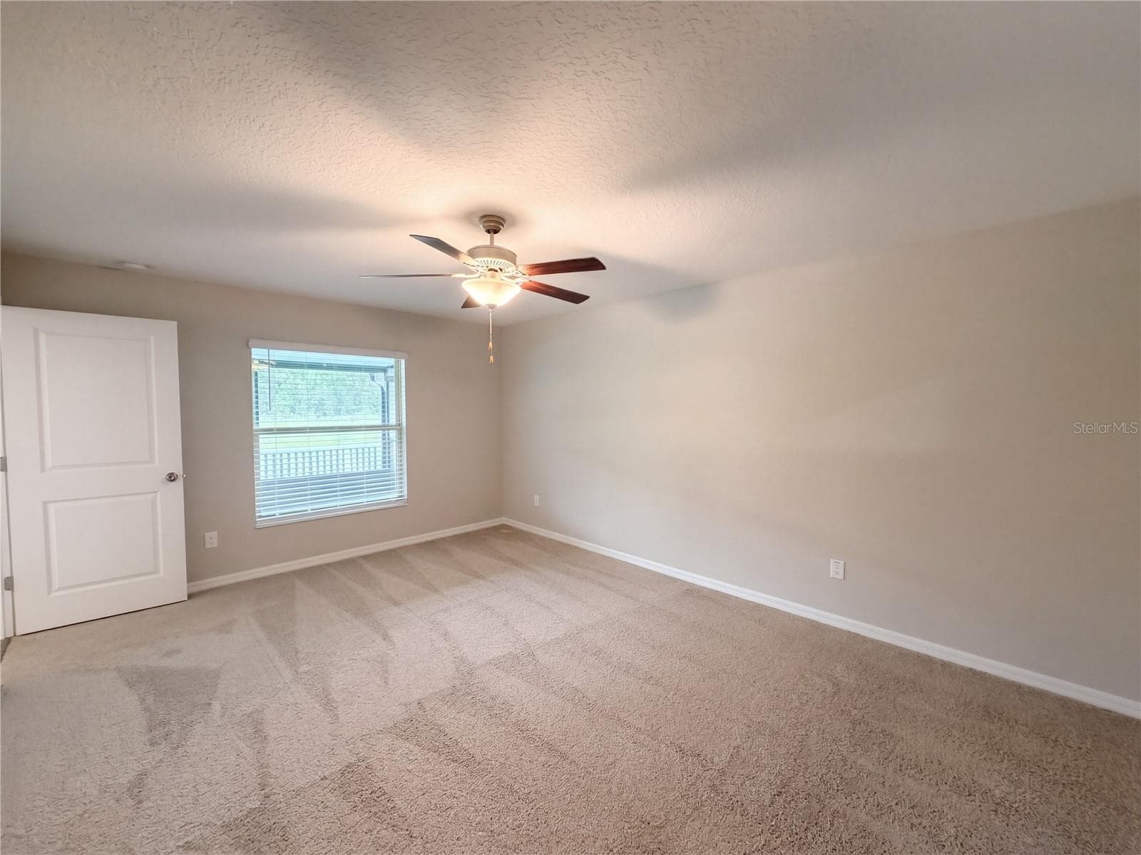 Single Family Residence at 39938 HARMON GROVE CT, ZEPHYRHILLS, photo 16 of 37